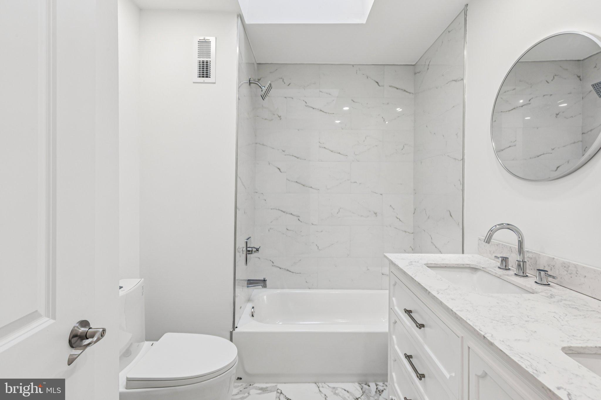 OAK LANE - Residential