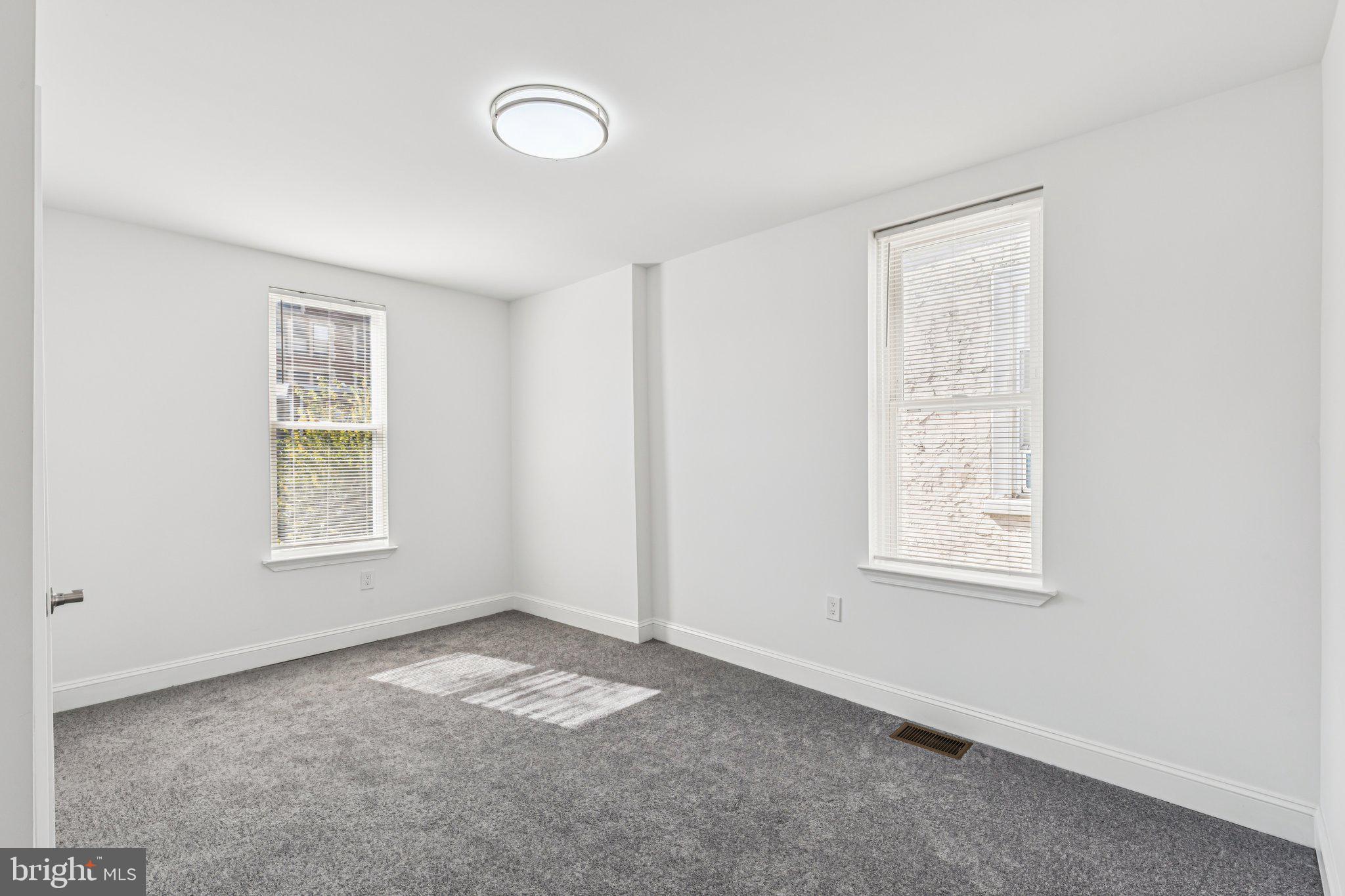 OAK LANE - Residential