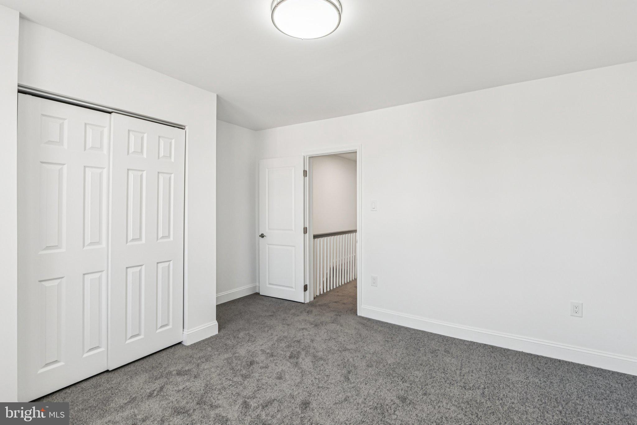 OAK LANE - Residential