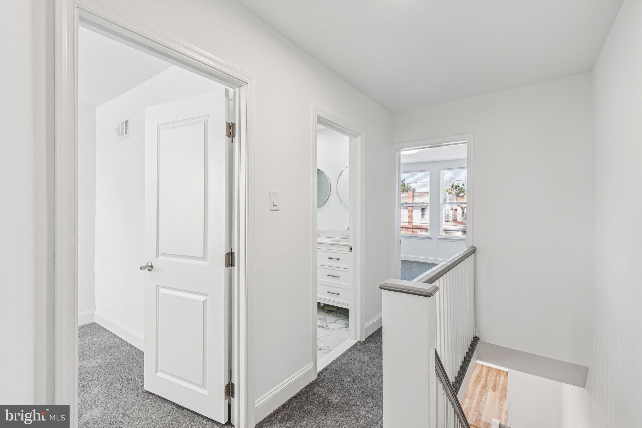 OAK LANE - Residential