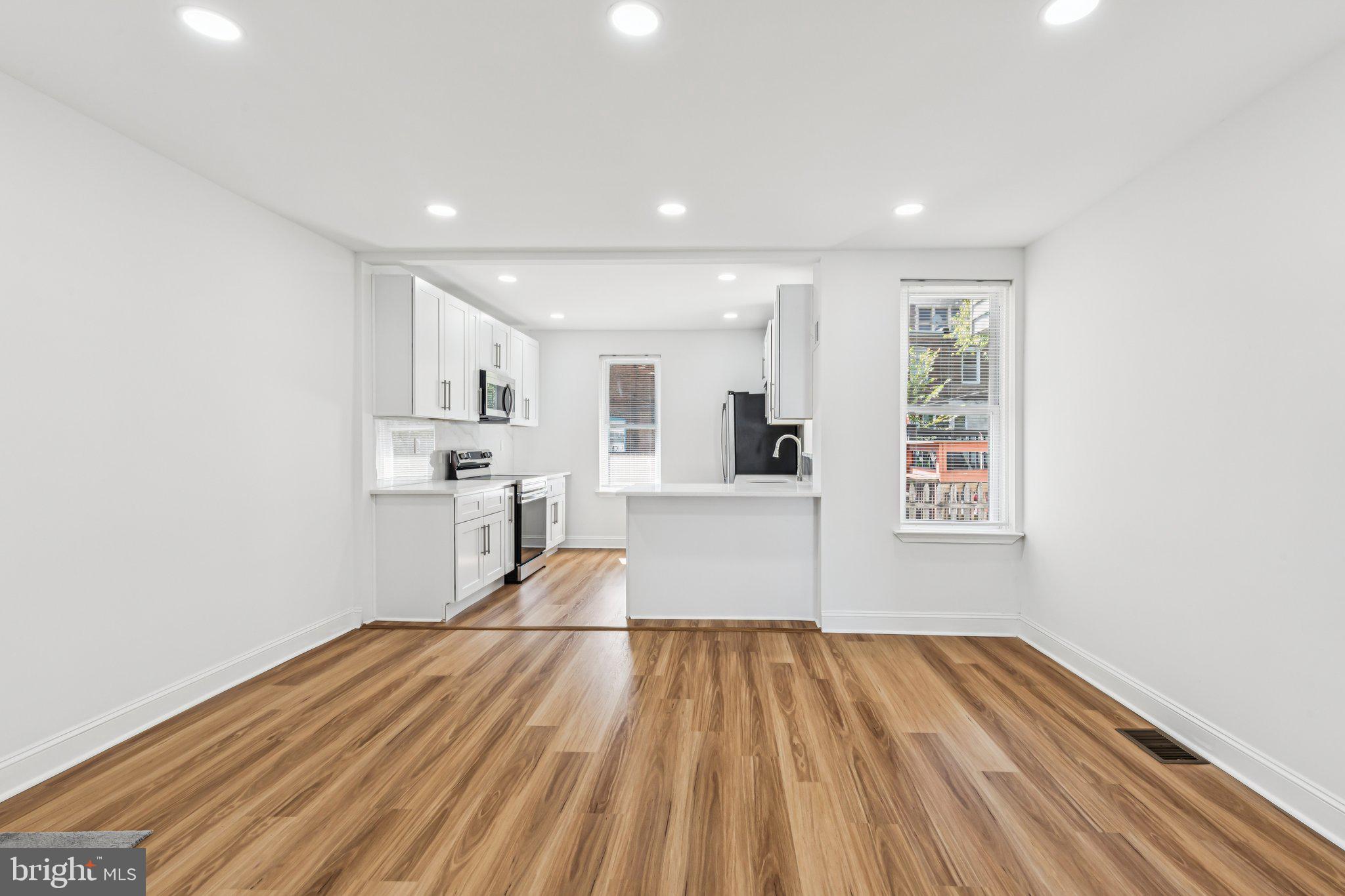 OAK LANE - Residential