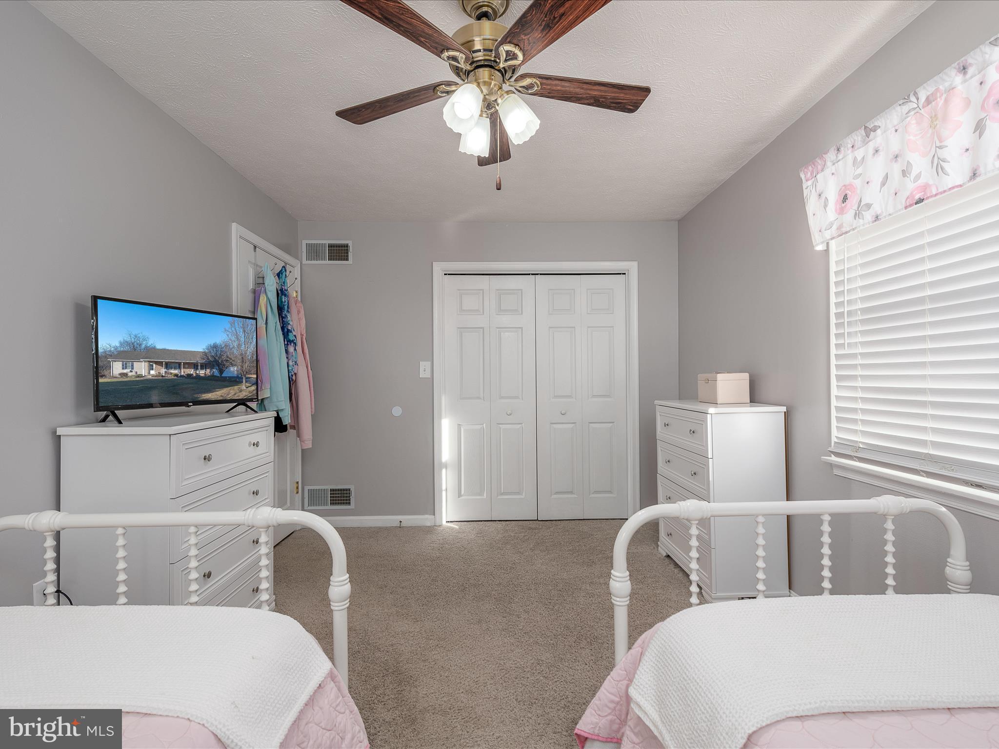 RIDGE VIEW - Residential