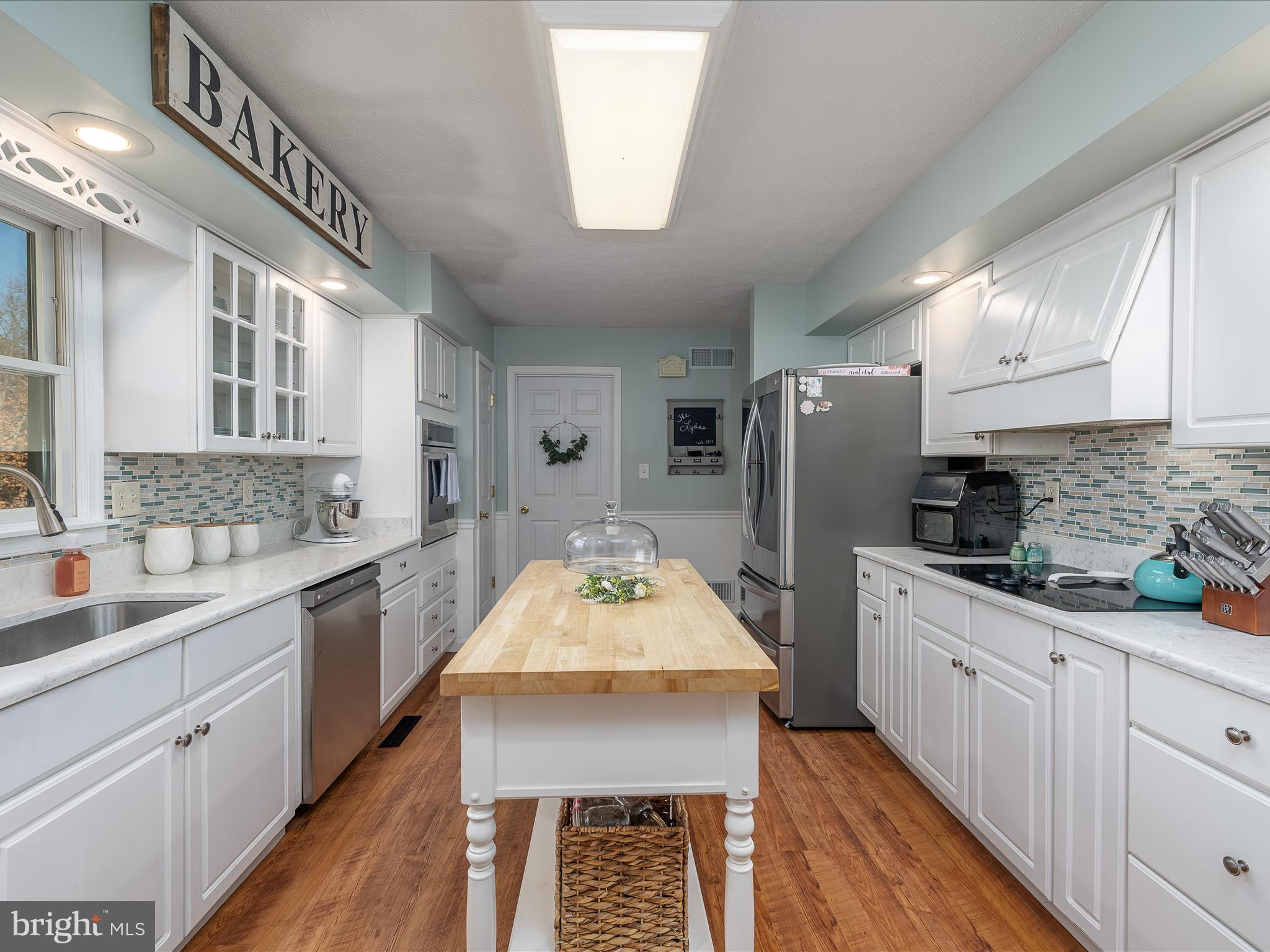 RIDGE VIEW - Residential