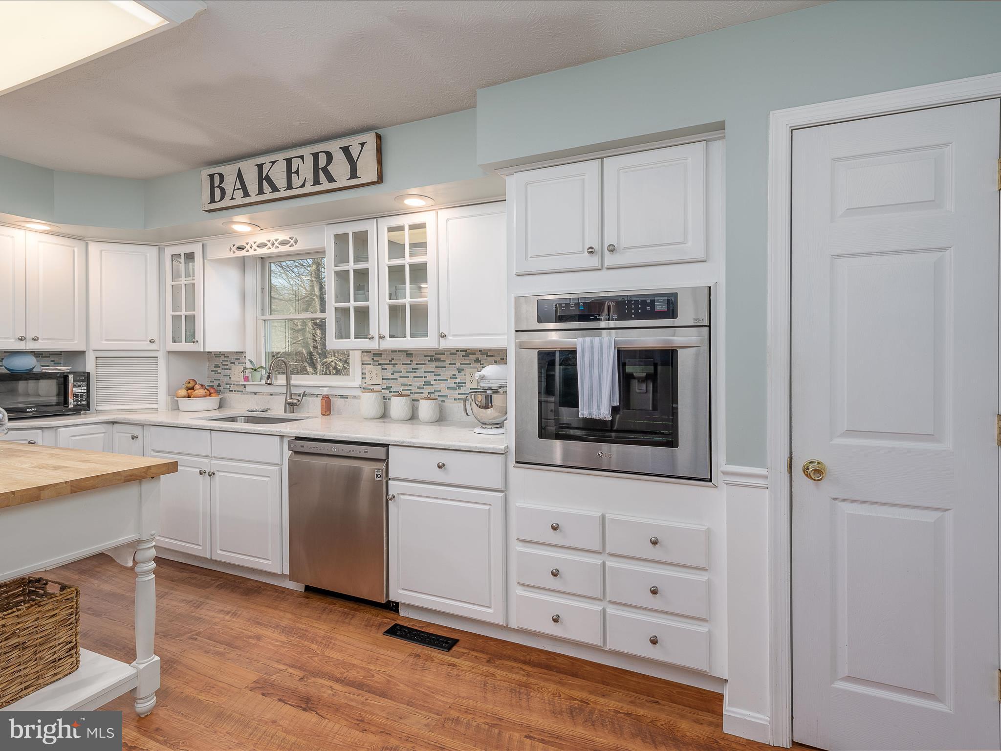 RIDGE VIEW - Residential