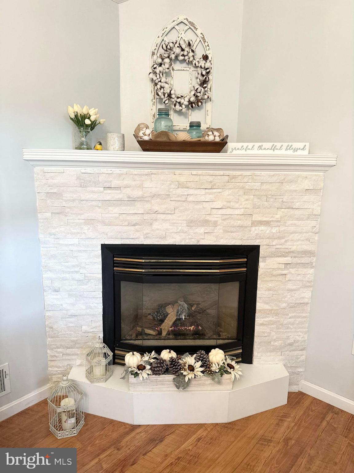 RIDGE VIEW - Residential