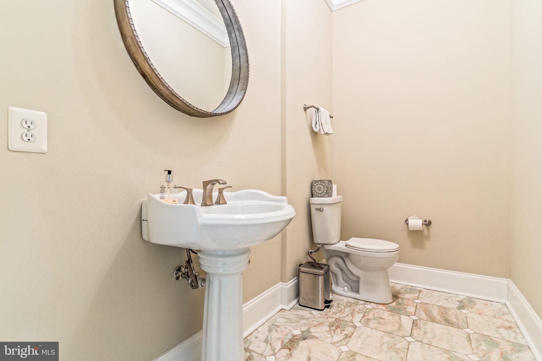 LEE'S CROSSING - Residential