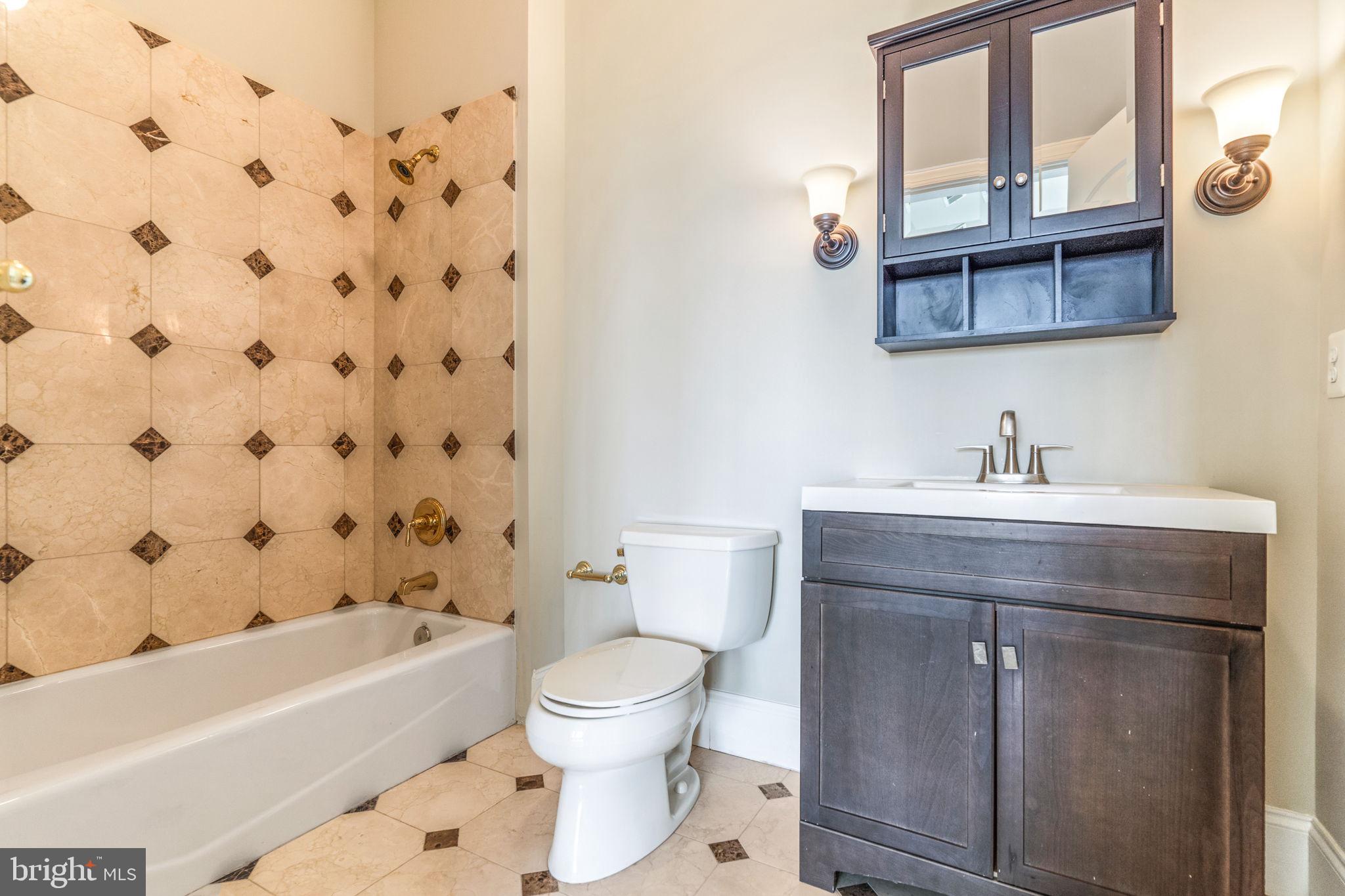 LEE'S CROSSING - Residential