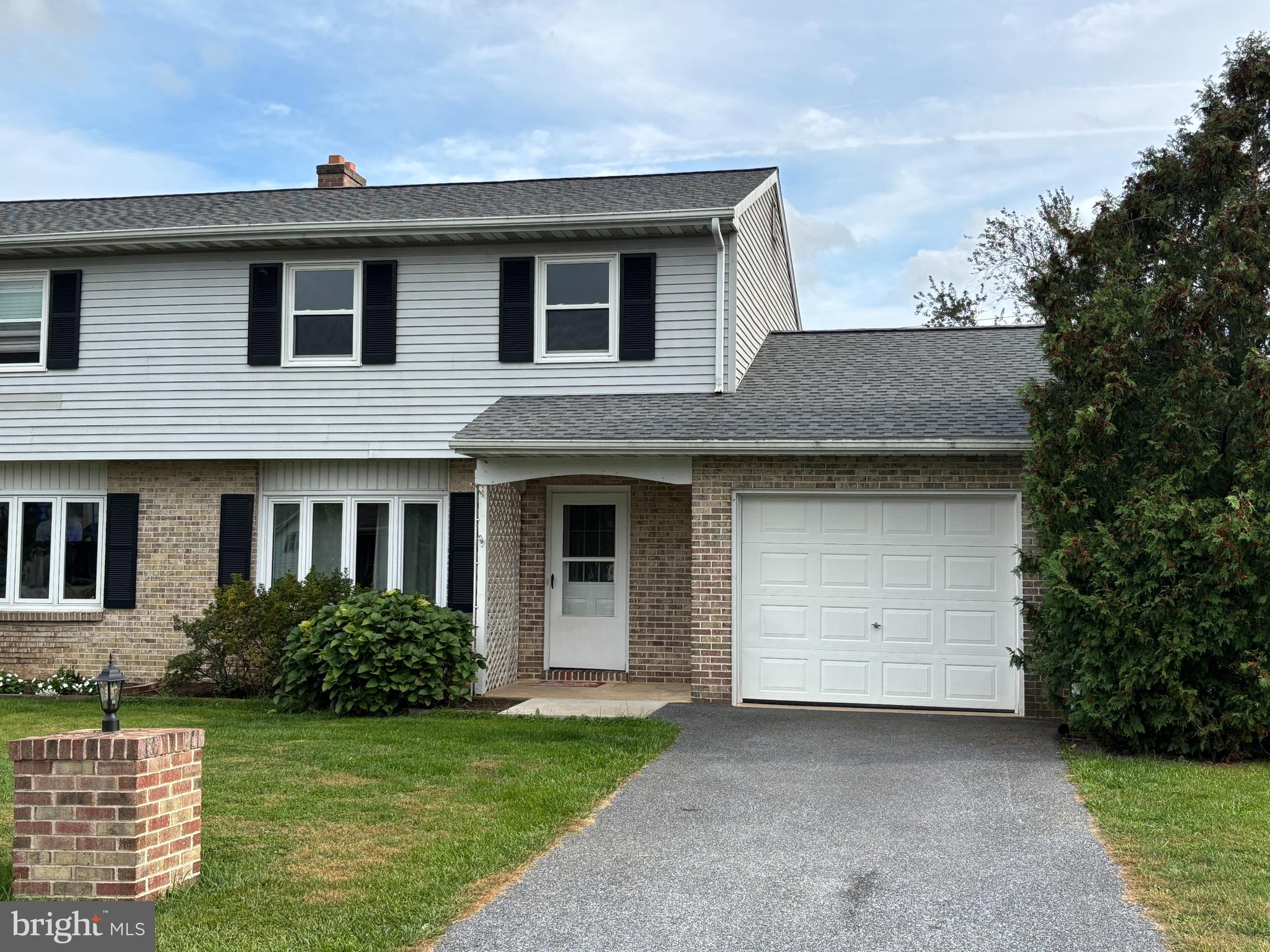 218 FAUSNACHT DRIVE
