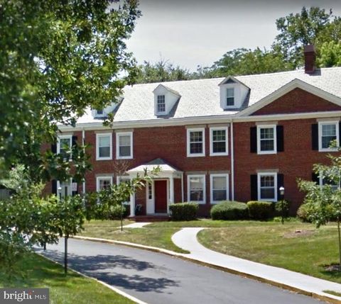 3279 S STAFFORD STREET B1 ARLINGTON VA 22206