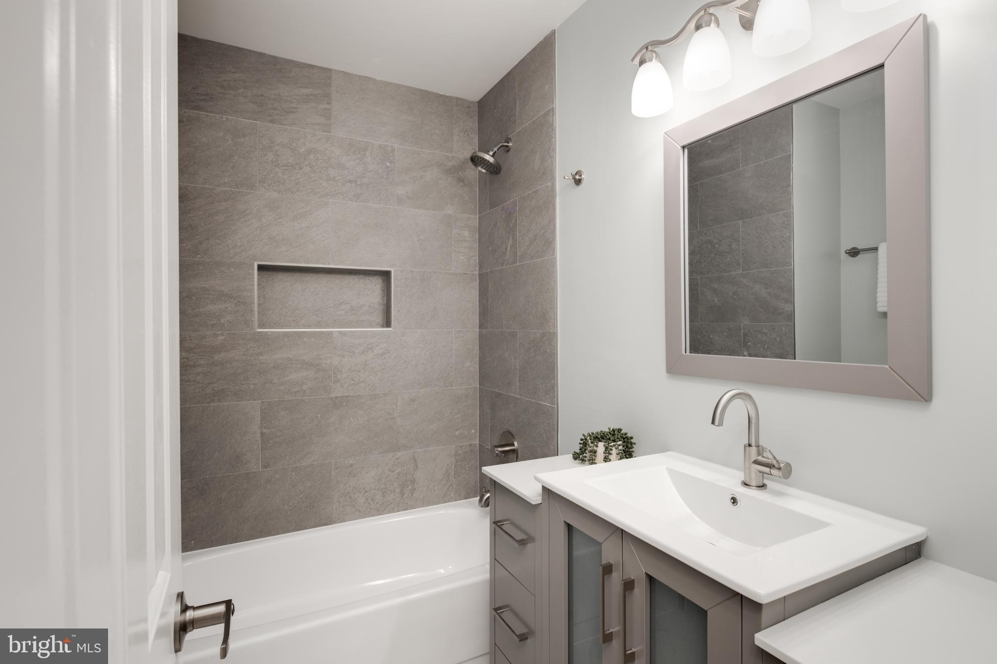 BERRYLAND FARM - Residential