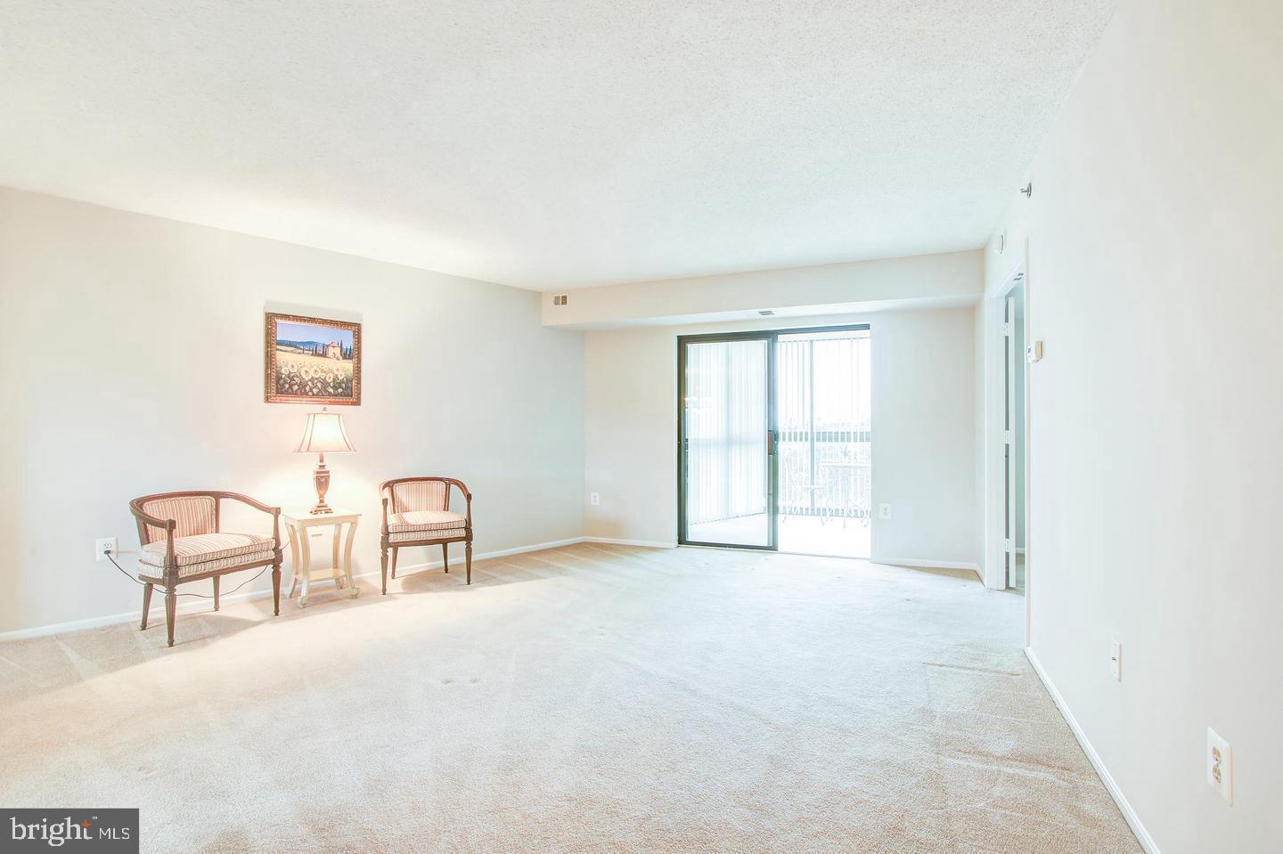 FAIRWAYS SOUTH - Residential Lease