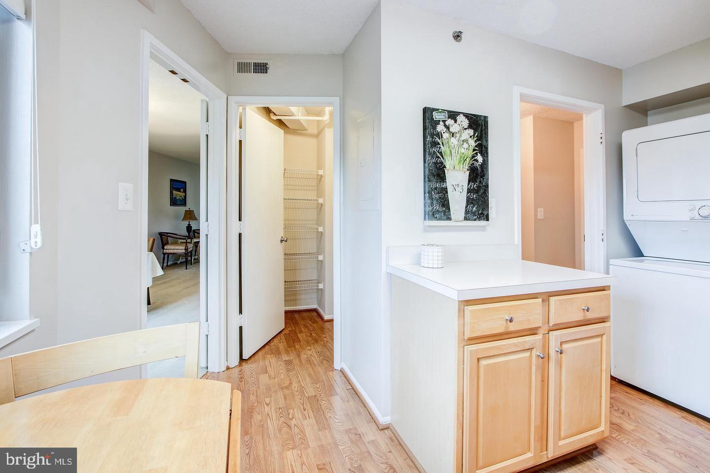 FAIRWAYS SOUTH - Residential Lease