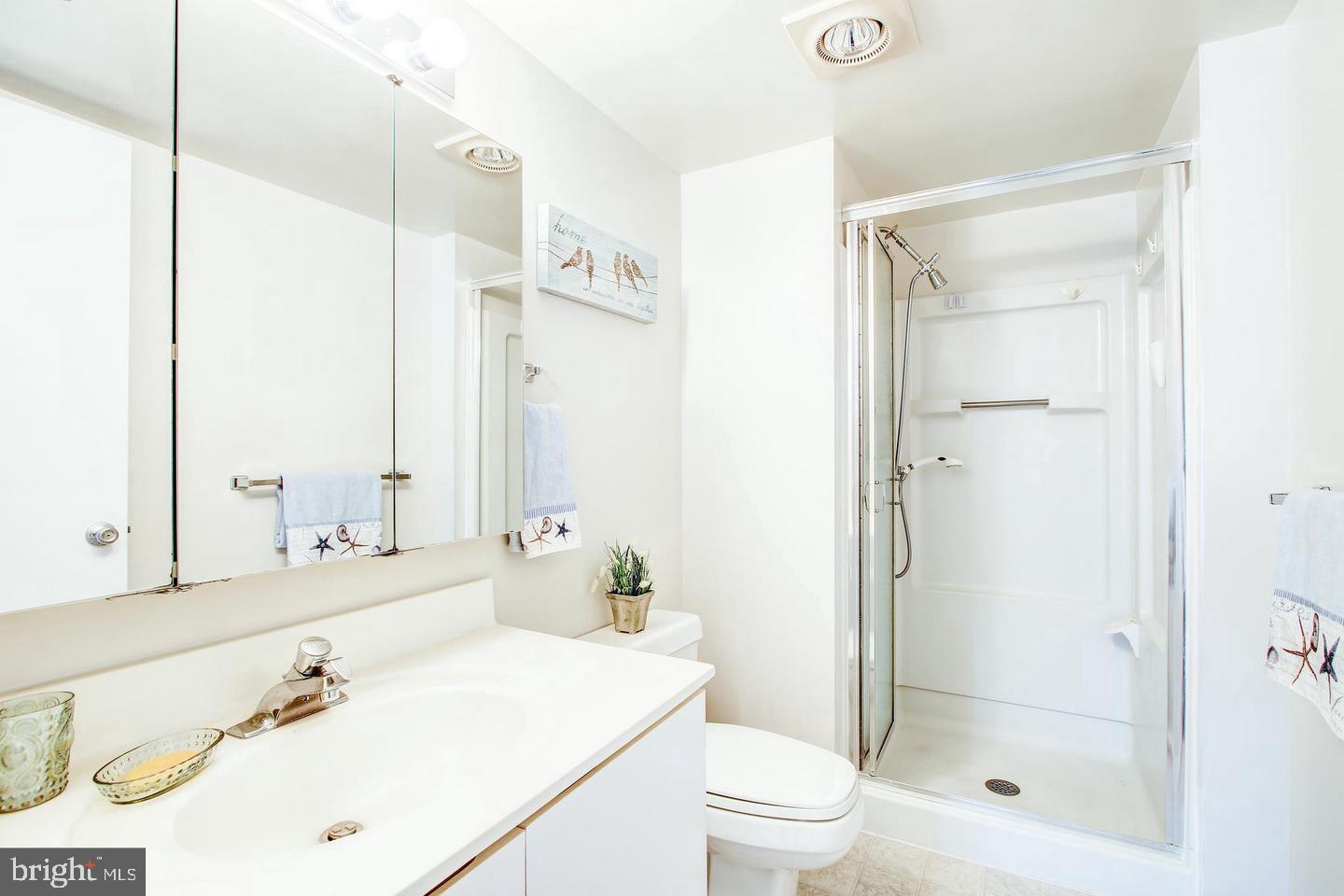 FAIRWAYS SOUTH - Residential Lease