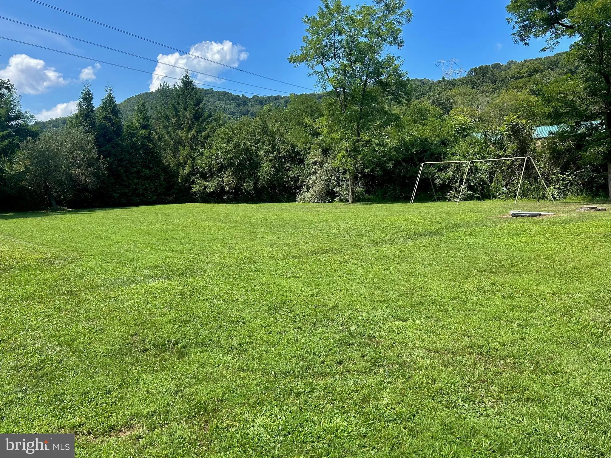 Saxton, Pennsylvania 16678, United States, 3 Bedrooms Bedrooms, ,2 BathroomsBathrooms,Residential,Active,188699