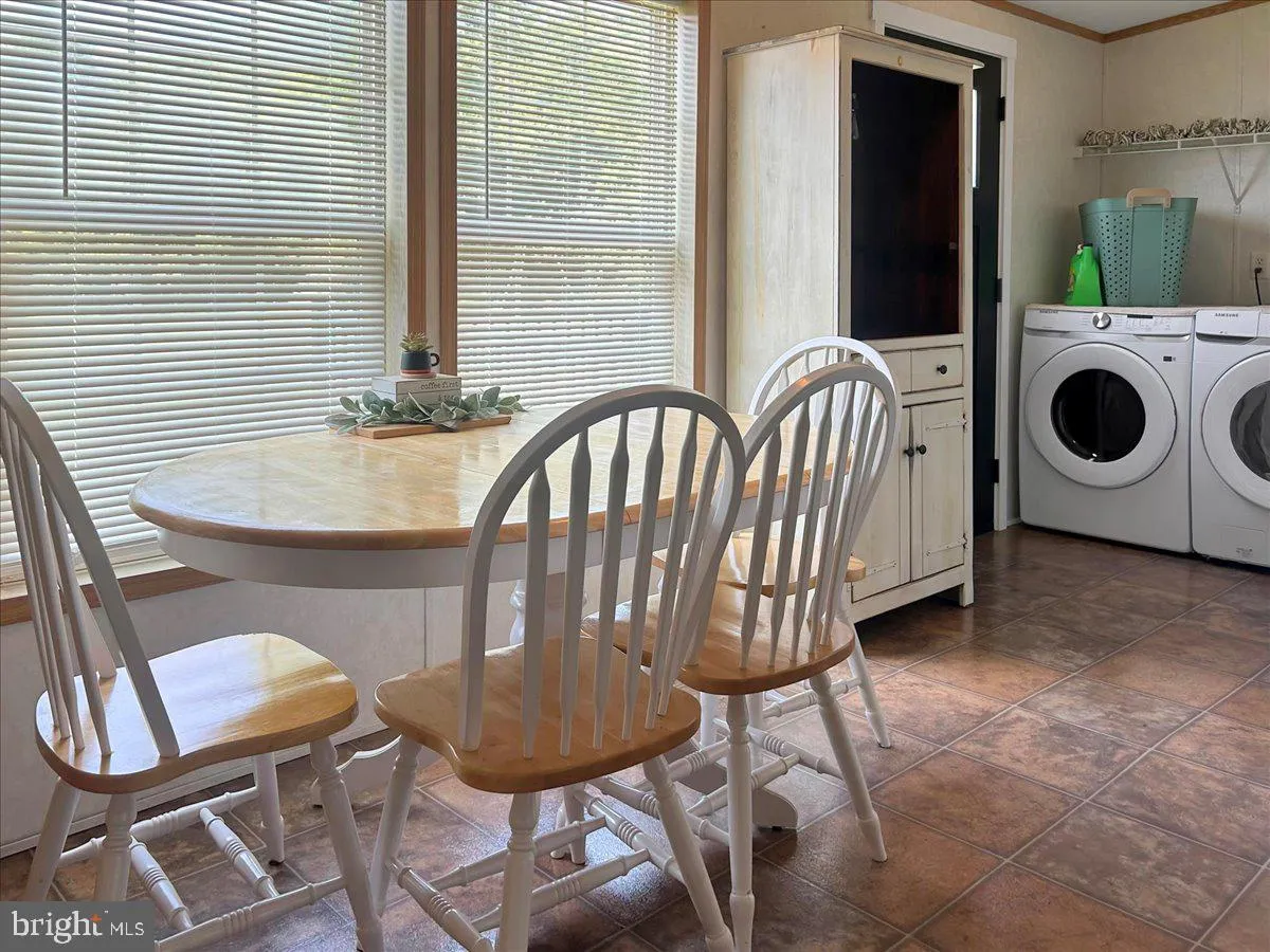 Saxton, Pennsylvania 16678, United States, 3 Bedrooms Bedrooms, ,2 BathroomsBathrooms,Residential,Active,188699