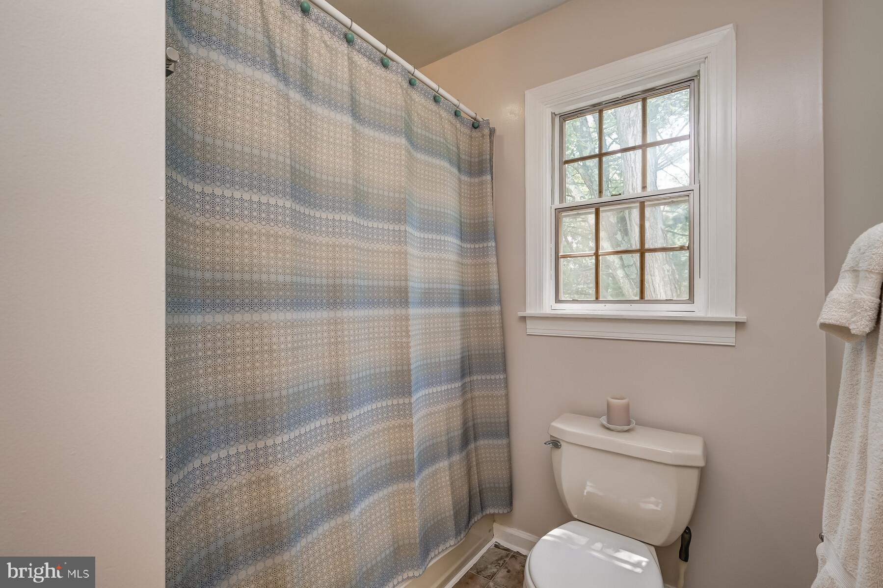 CHRIS MAR ESTATES - Residential