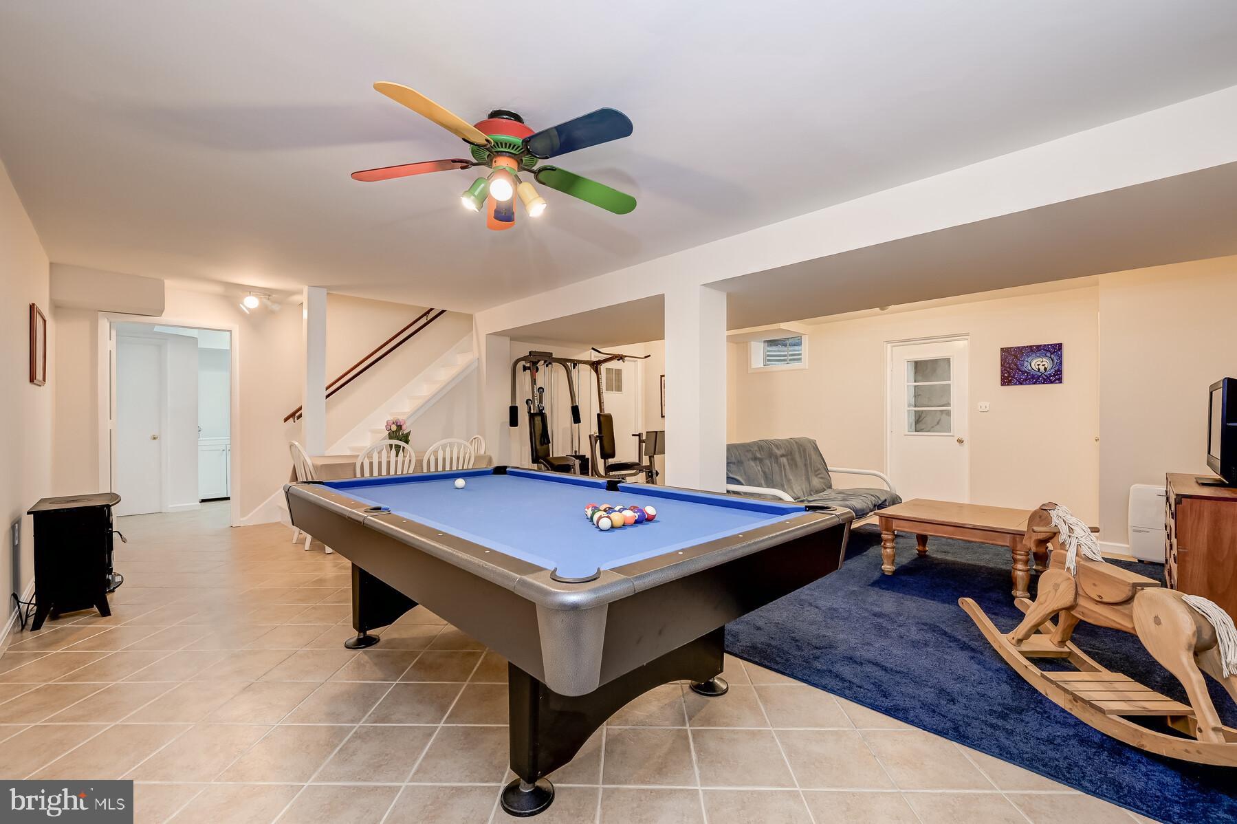 CHRIS MAR ESTATES - Residential