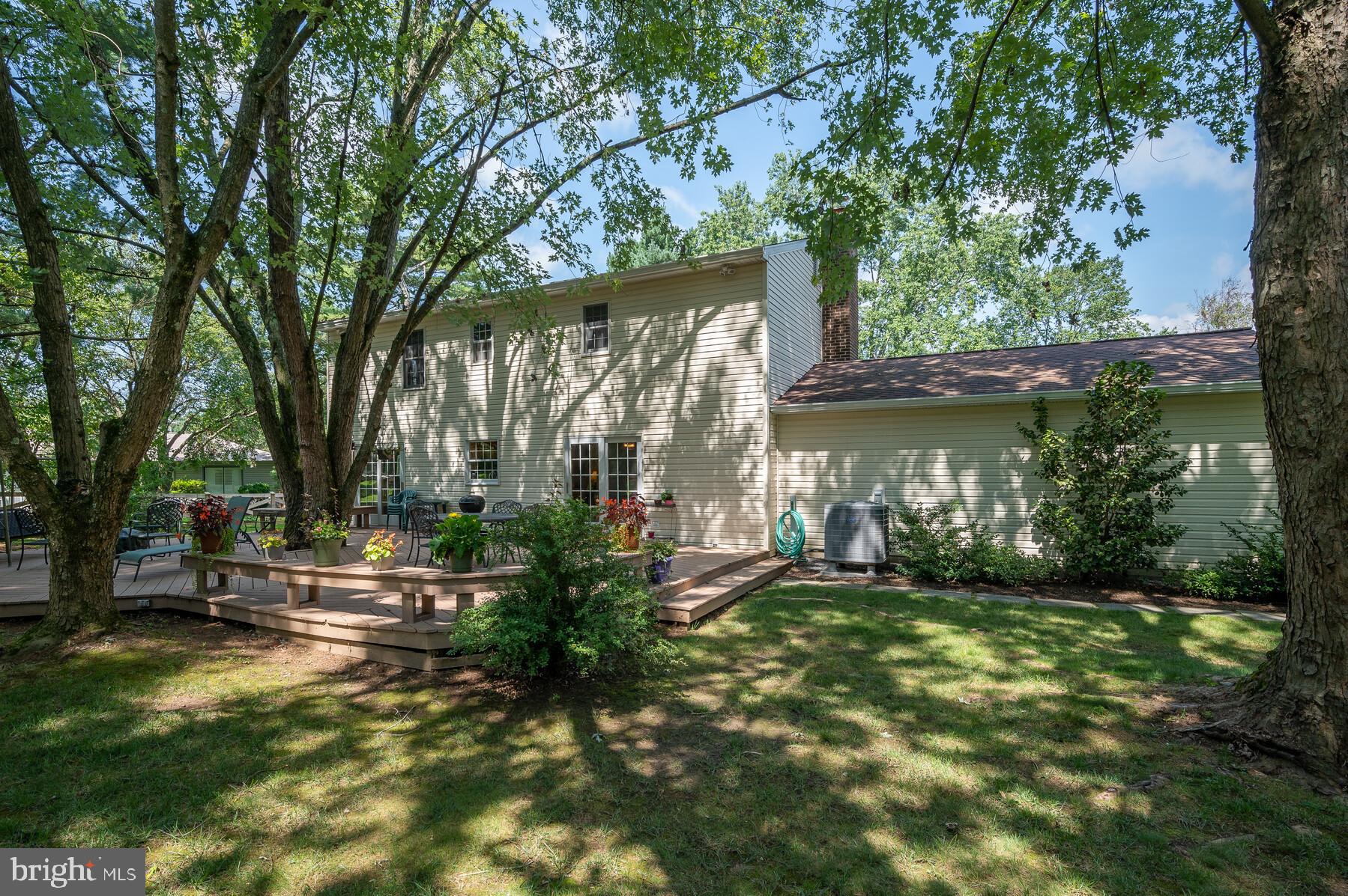 CHRIS MAR ESTATES - Residential