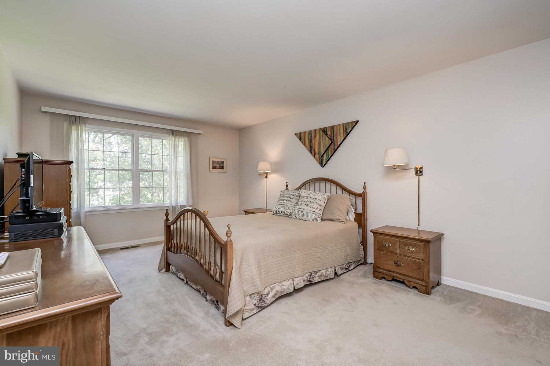 CHRIS MAR ESTATES - Residential