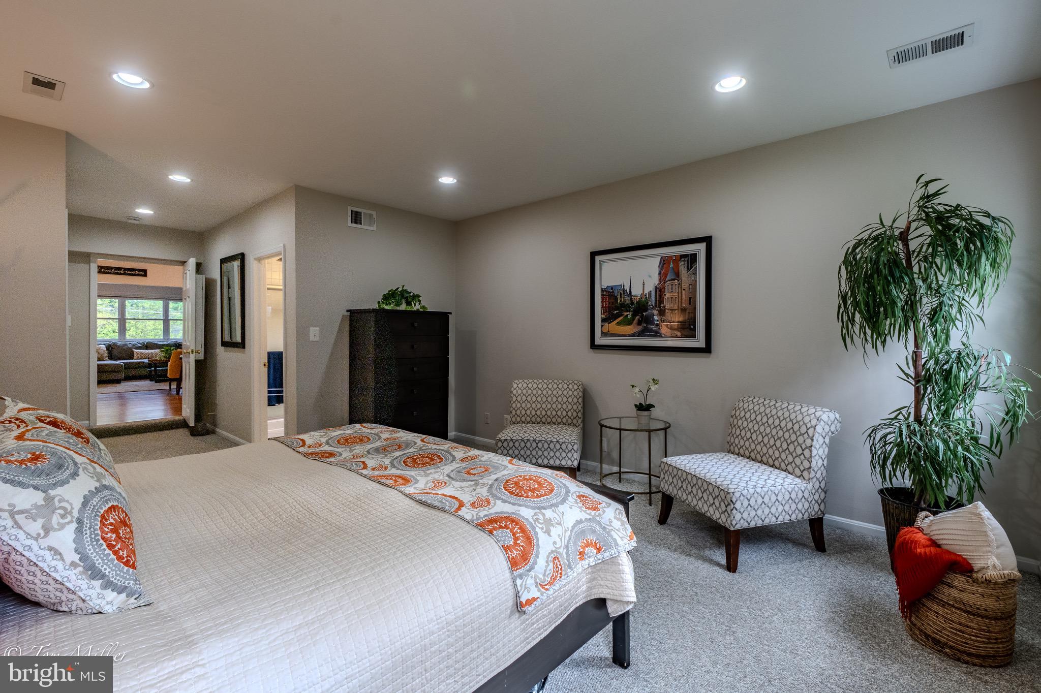 WEST TOWSON - Residential