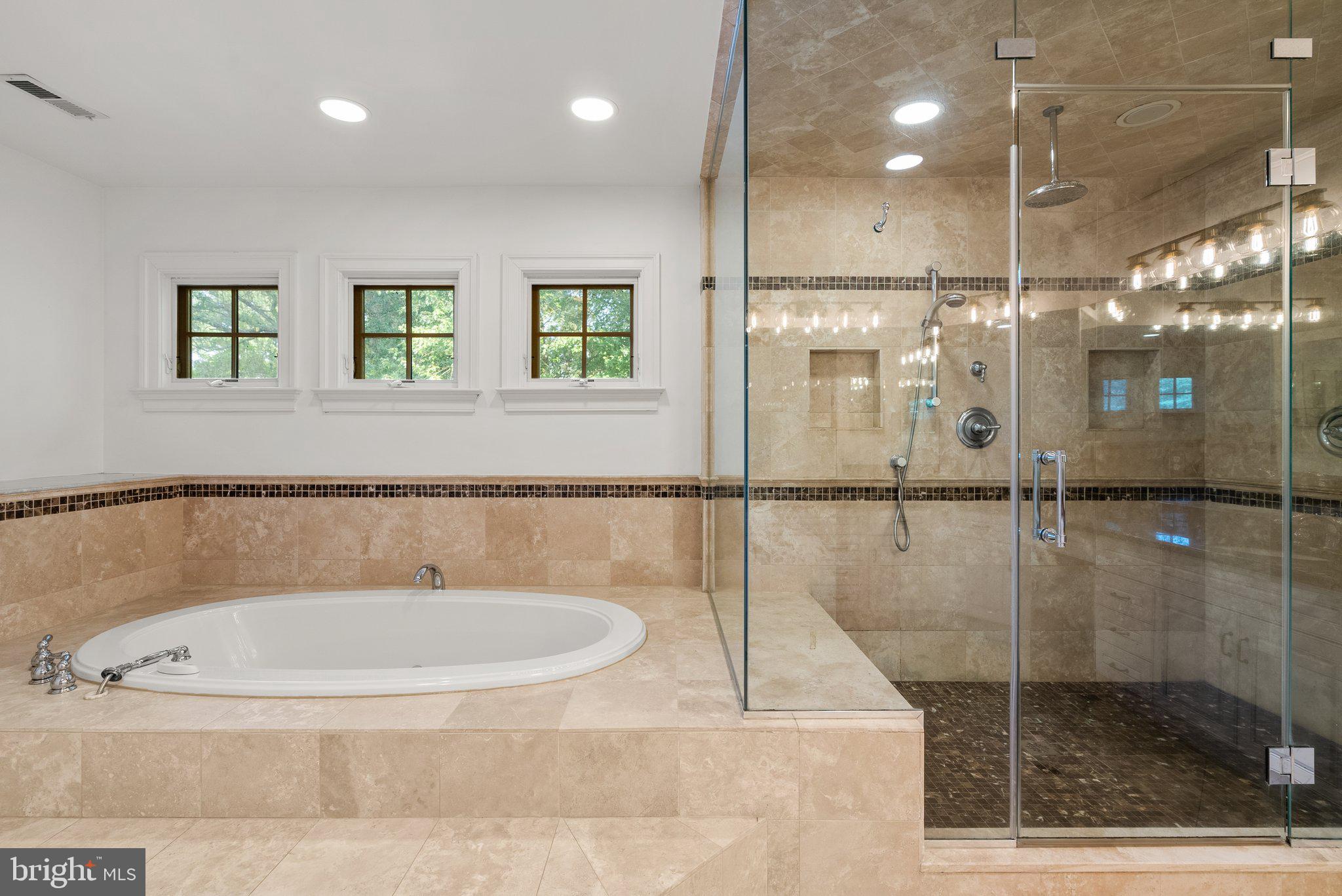 TRAVILAH MEADOWS - Residential