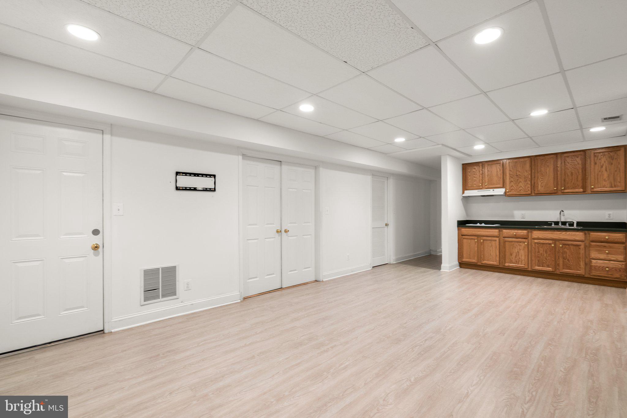 TRAVILAH MEADOWS - Residential