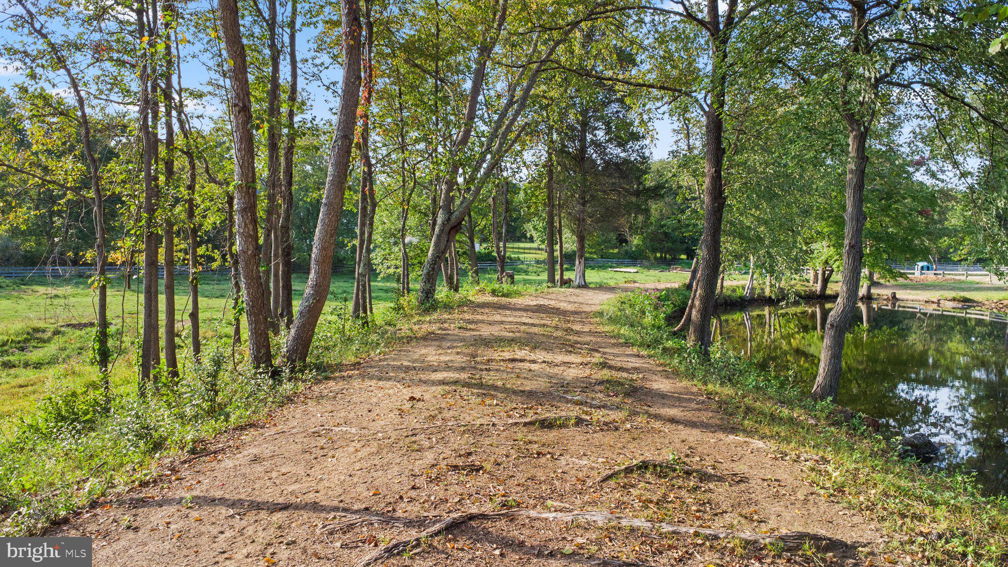 TRAVILAH MEADOWS - Residential