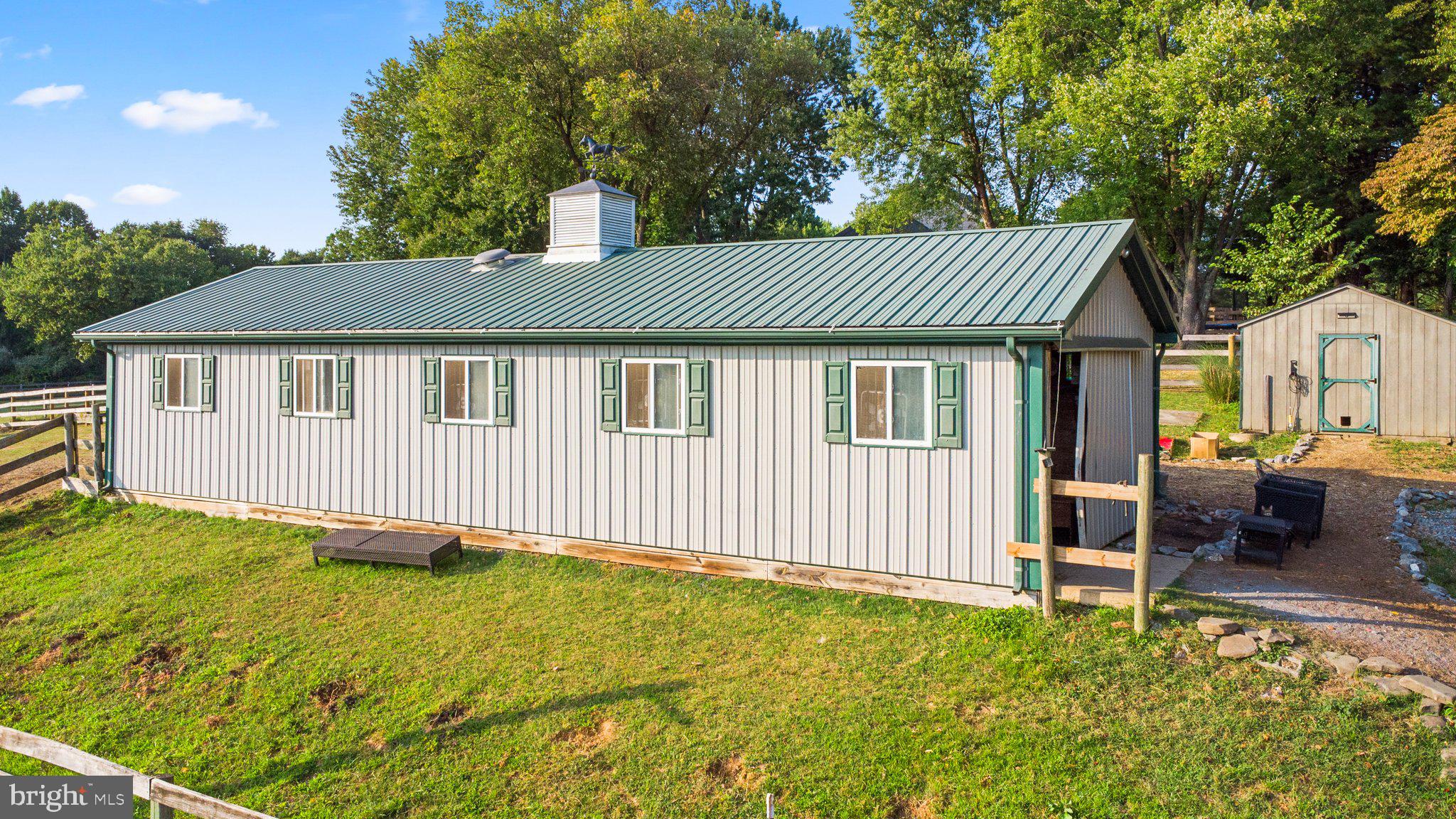 TRAVILAH MEADOWS - Residential