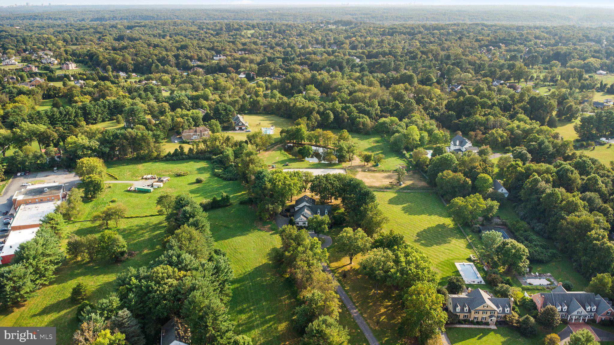 TRAVILAH MEADOWS - Residential