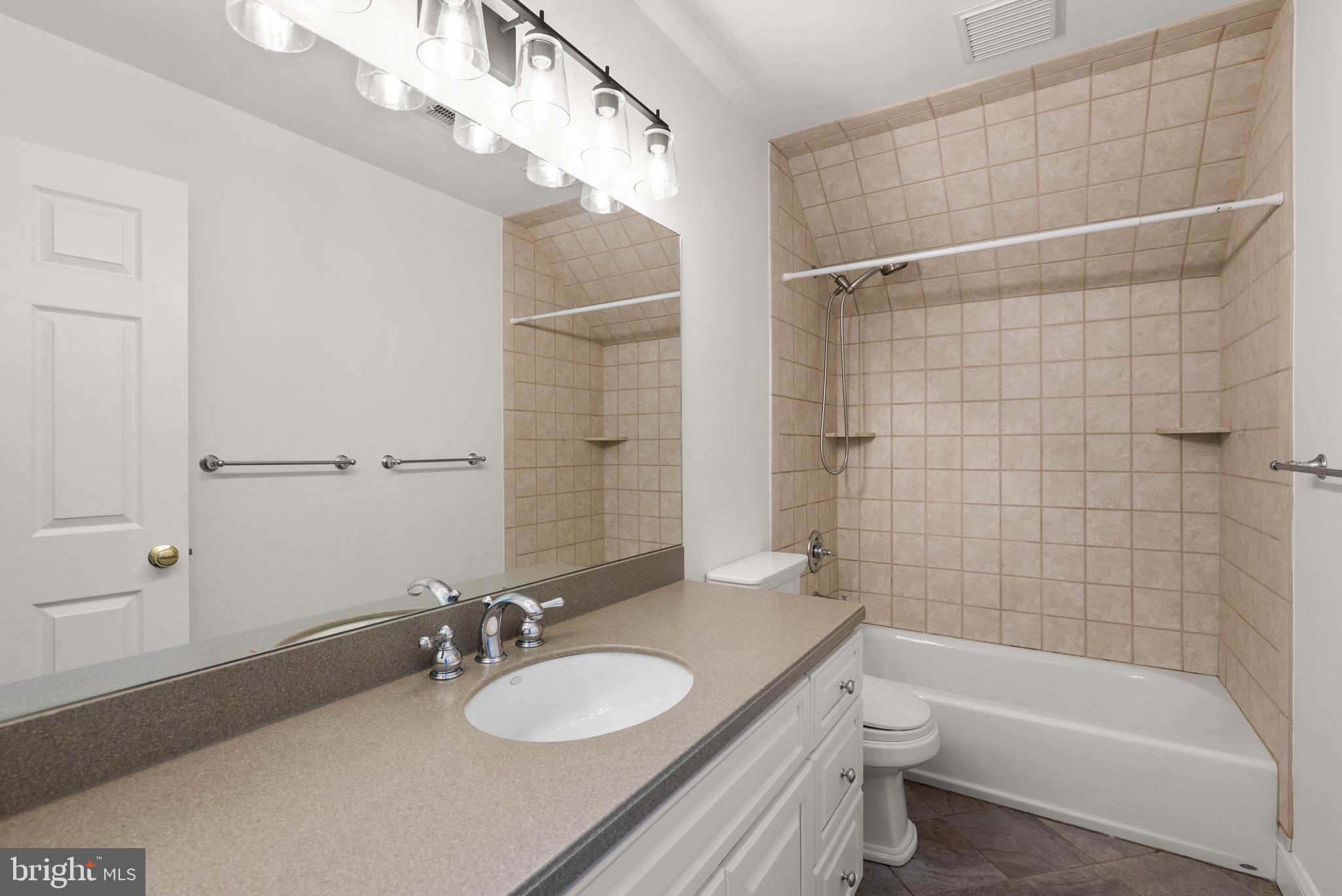 TRAVILAH MEADOWS - Residential