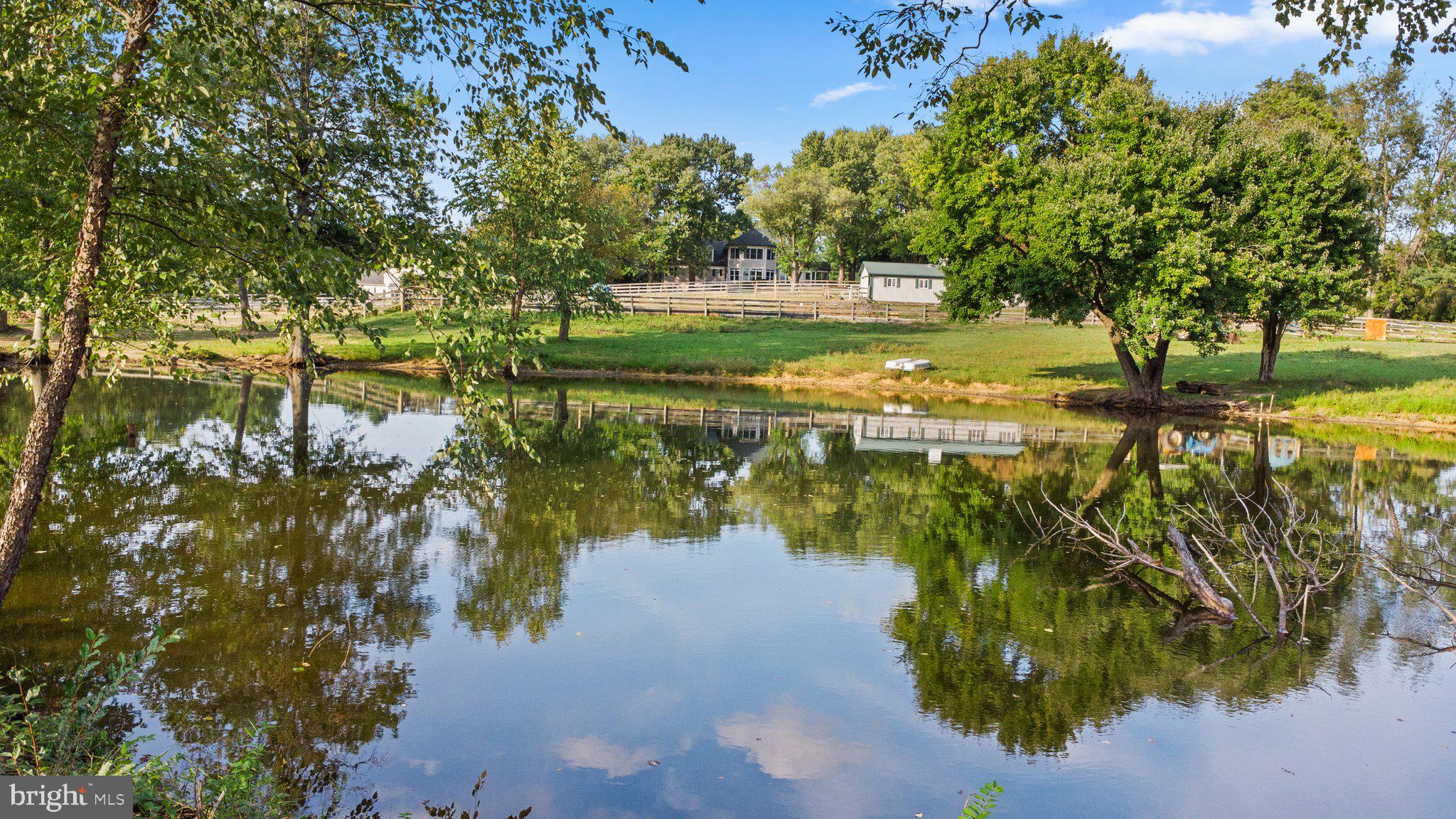 TRAVILAH MEADOWS - Residential