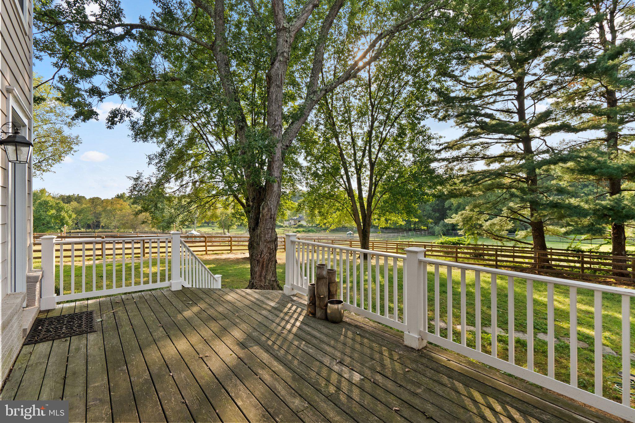 TRAVILAH MEADOWS - Residential