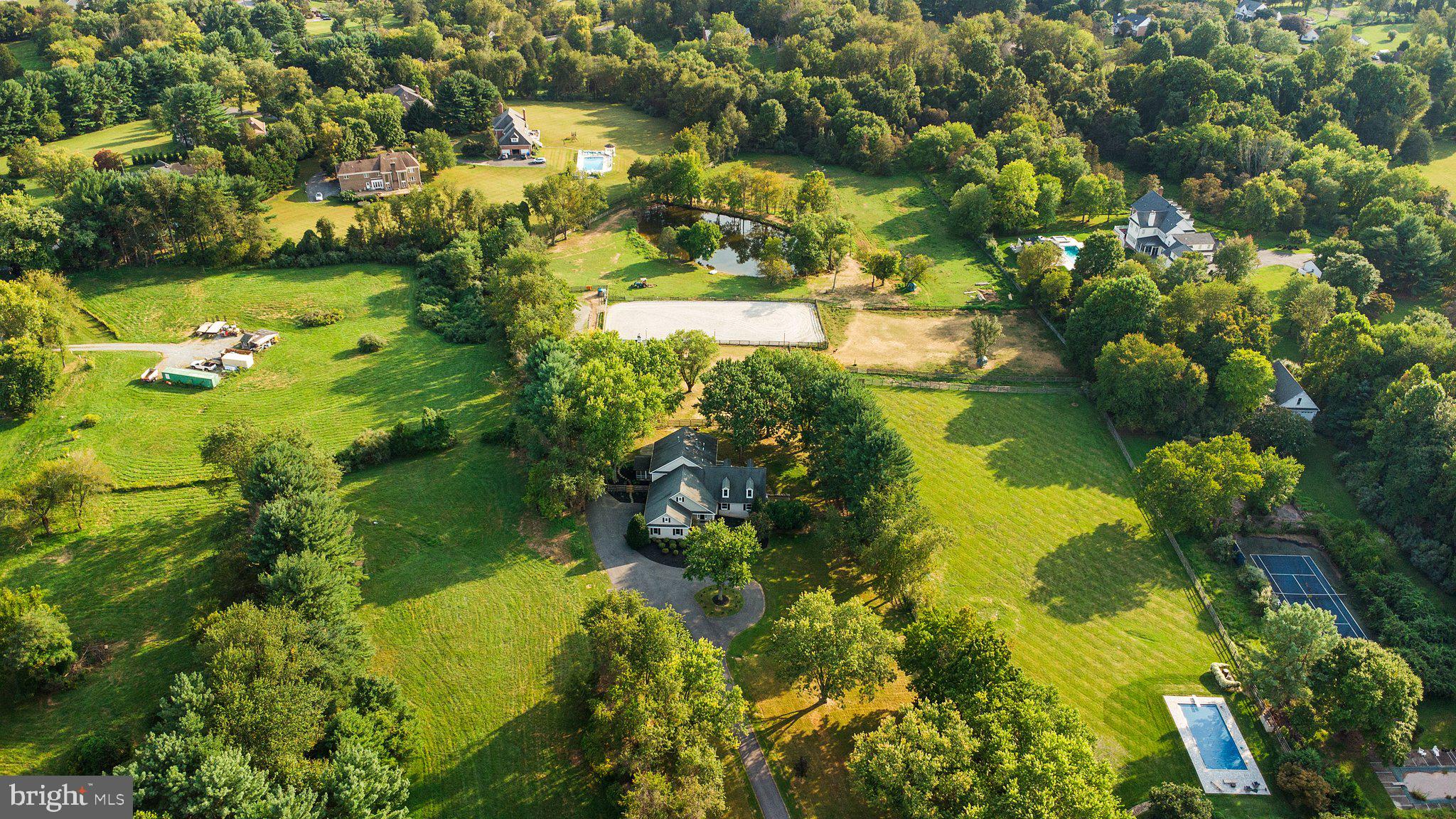 TRAVILAH MEADOWS - Residential