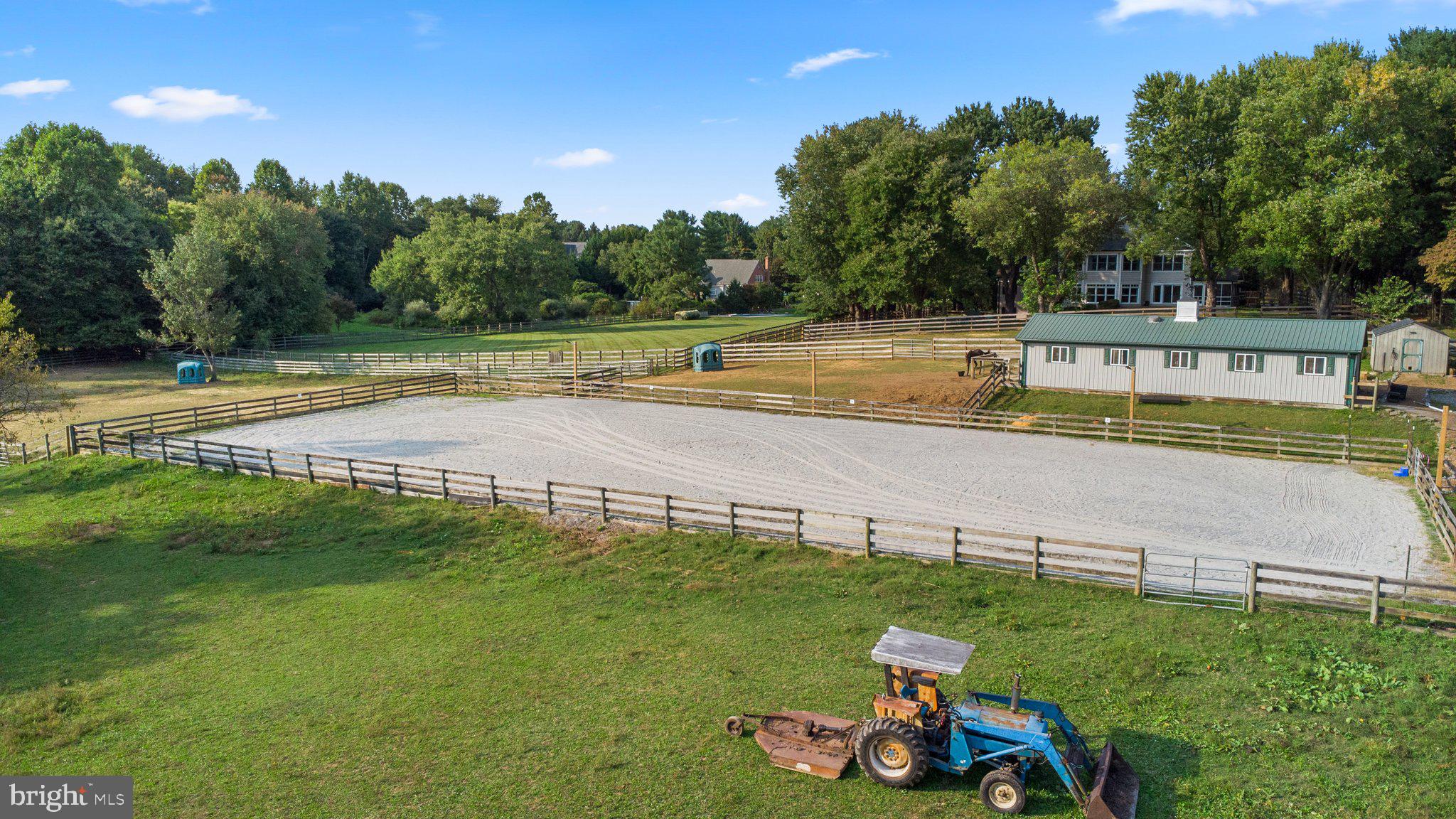 TRAVILAH MEADOWS - Residential