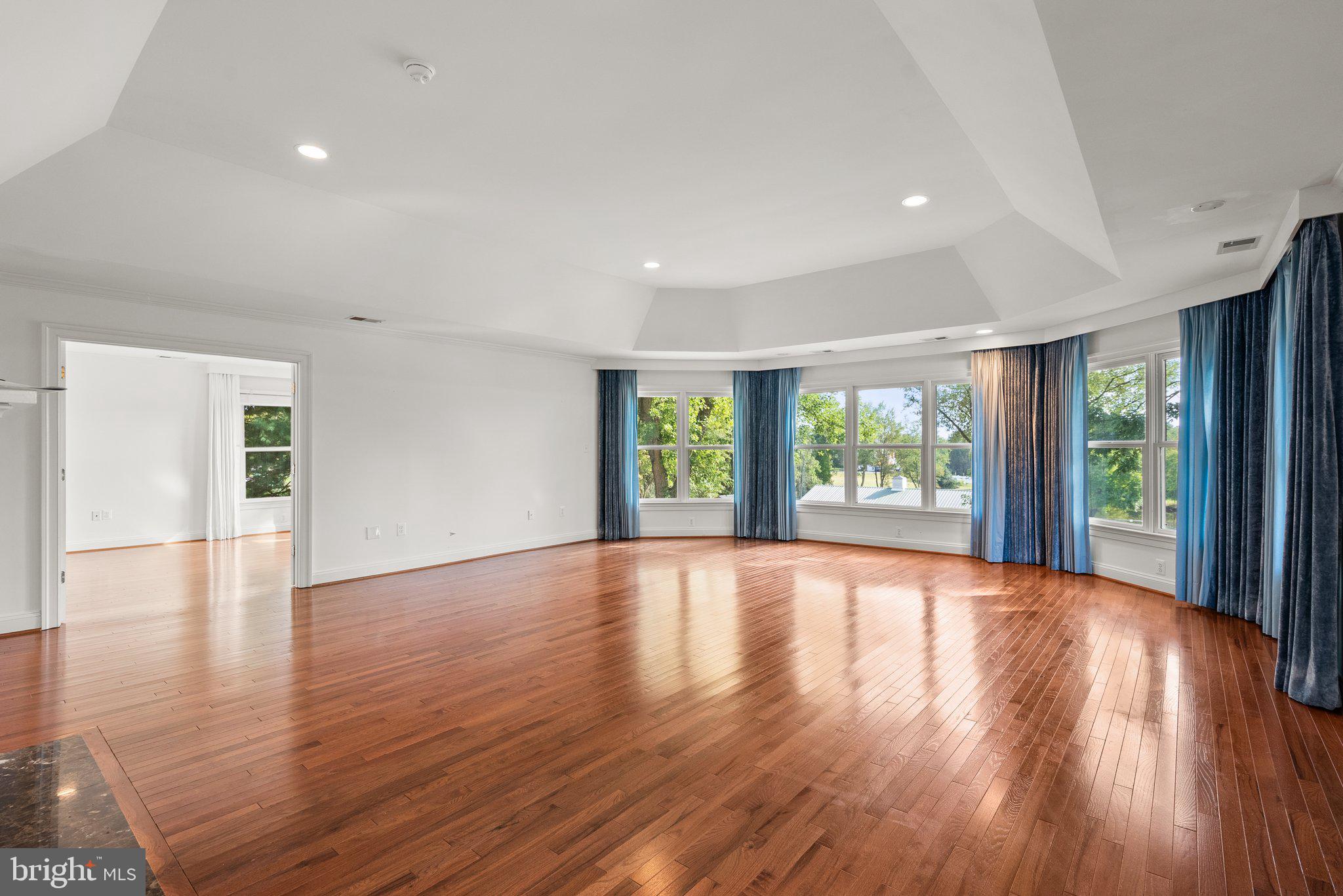 TRAVILAH MEADOWS - Residential