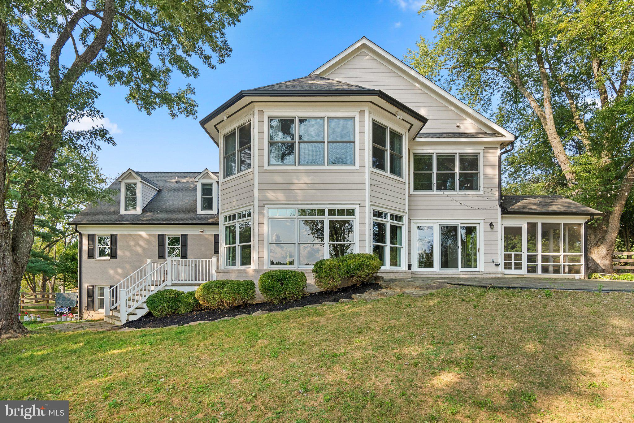 TRAVILAH MEADOWS - Residential