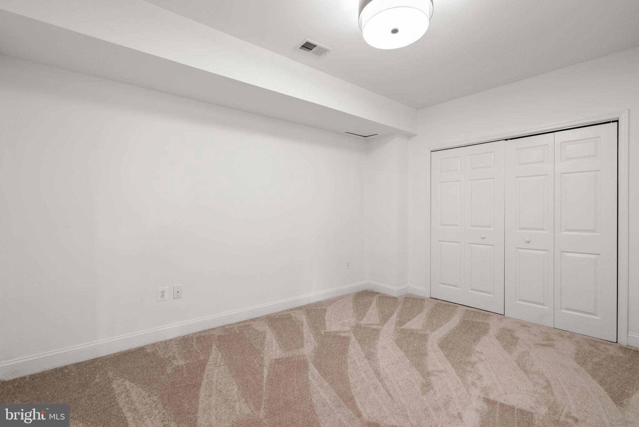 TRAVILAH MEADOWS - Residential