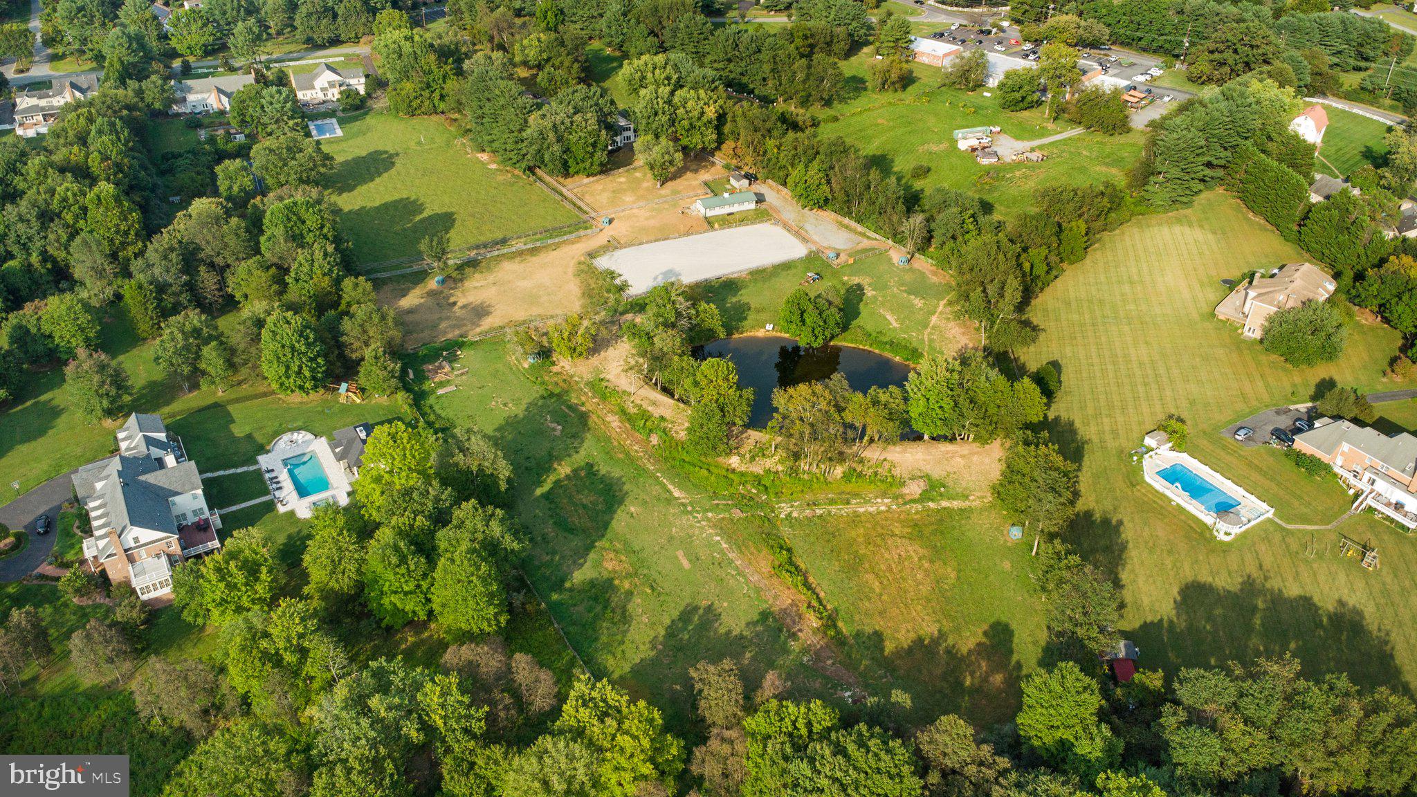 TRAVILAH MEADOWS - Residential