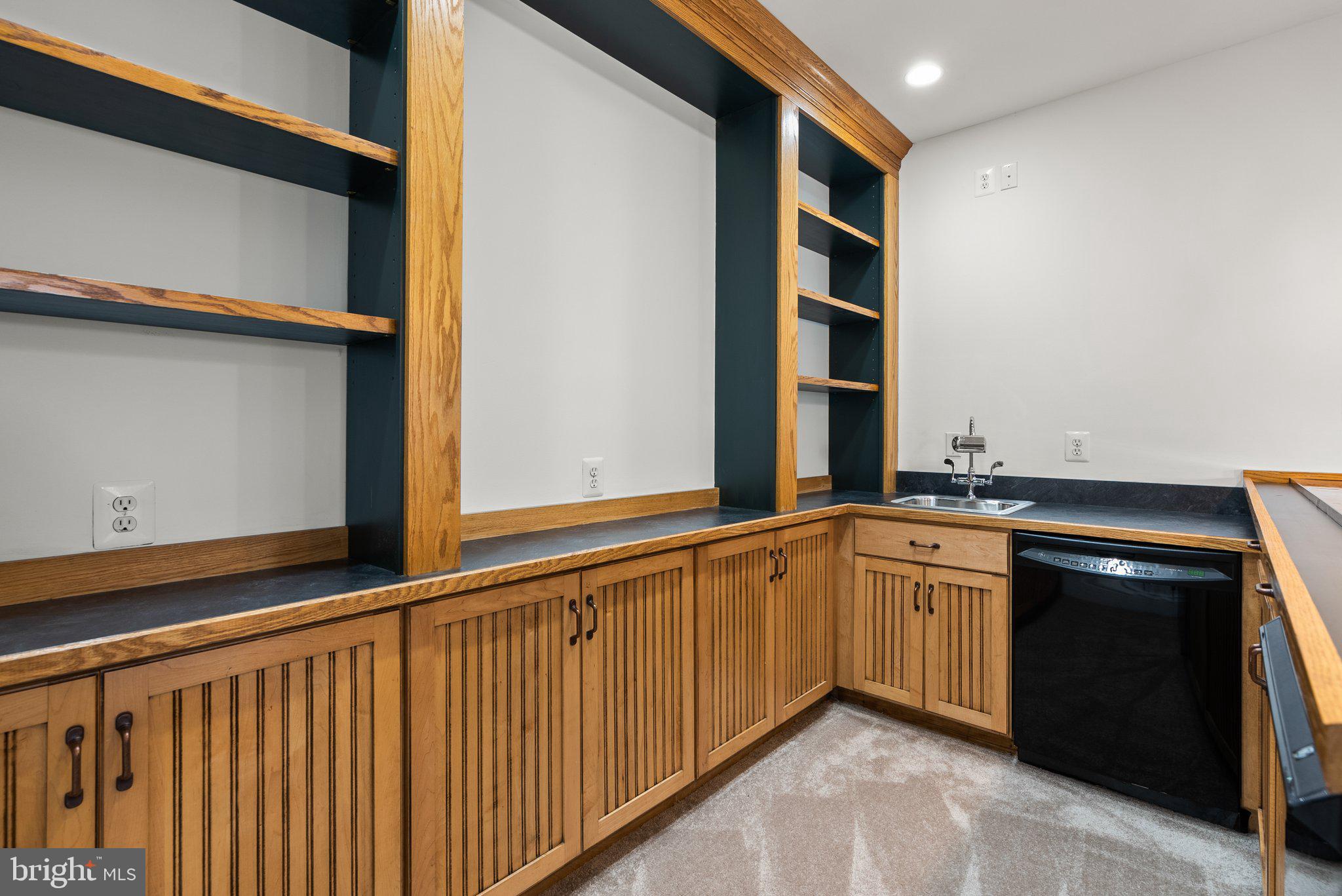 TRAVILAH MEADOWS - Residential