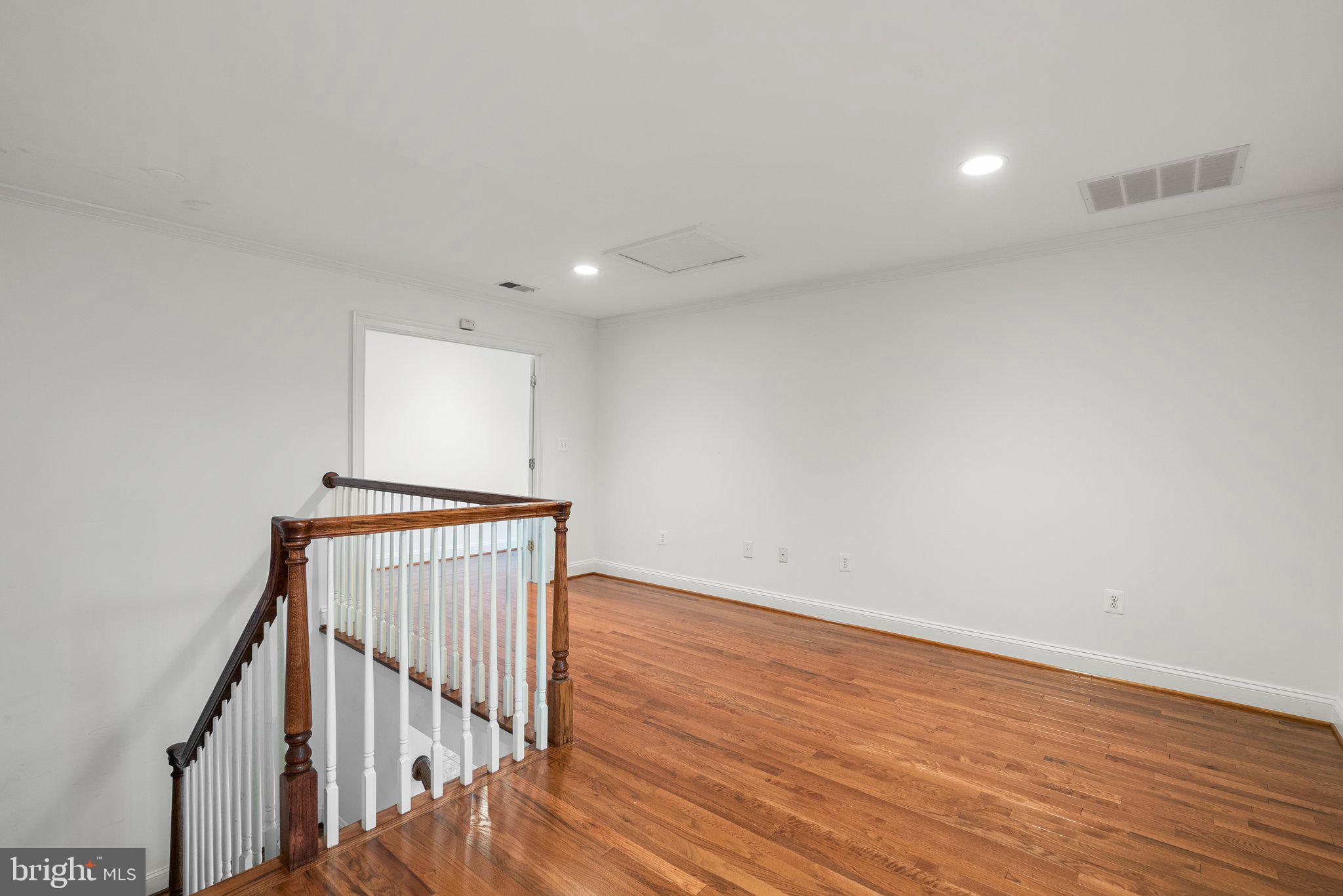 TRAVILAH MEADOWS - Residential