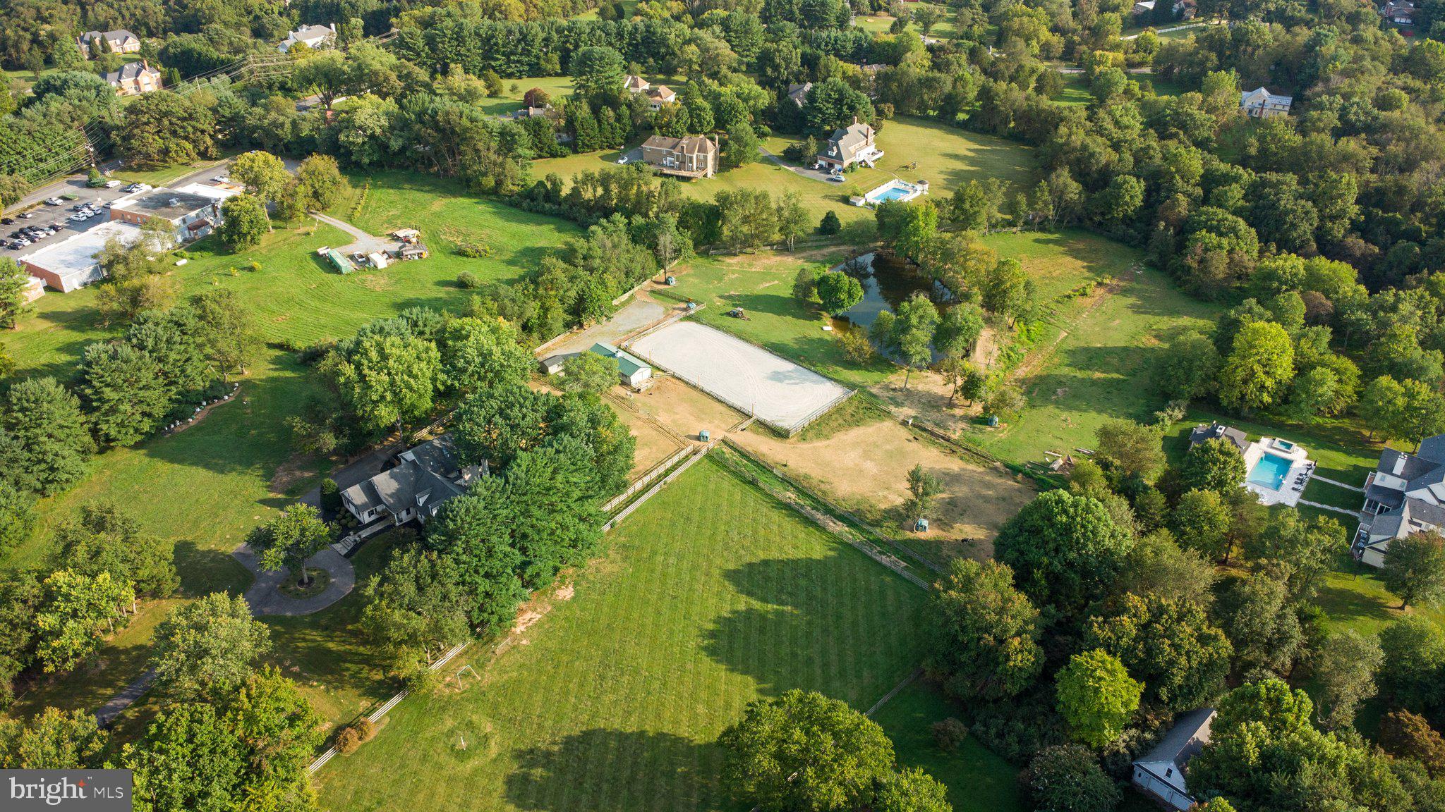 TRAVILAH MEADOWS - Residential