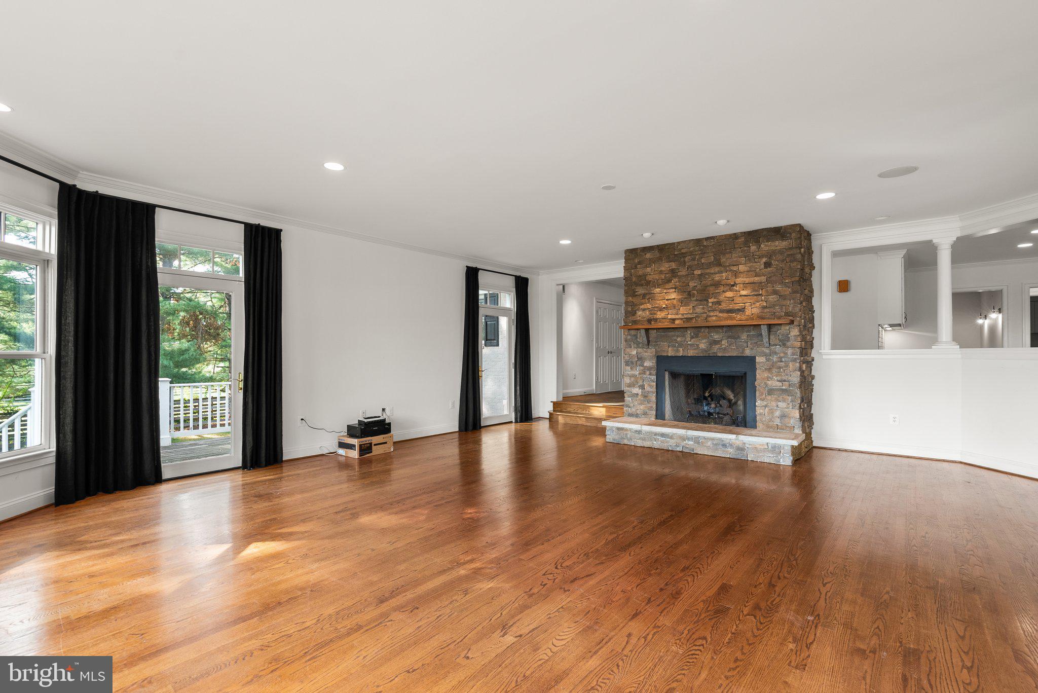 TRAVILAH MEADOWS - Residential