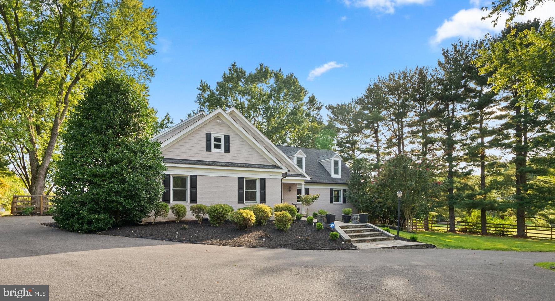 TRAVILAH MEADOWS - Residential