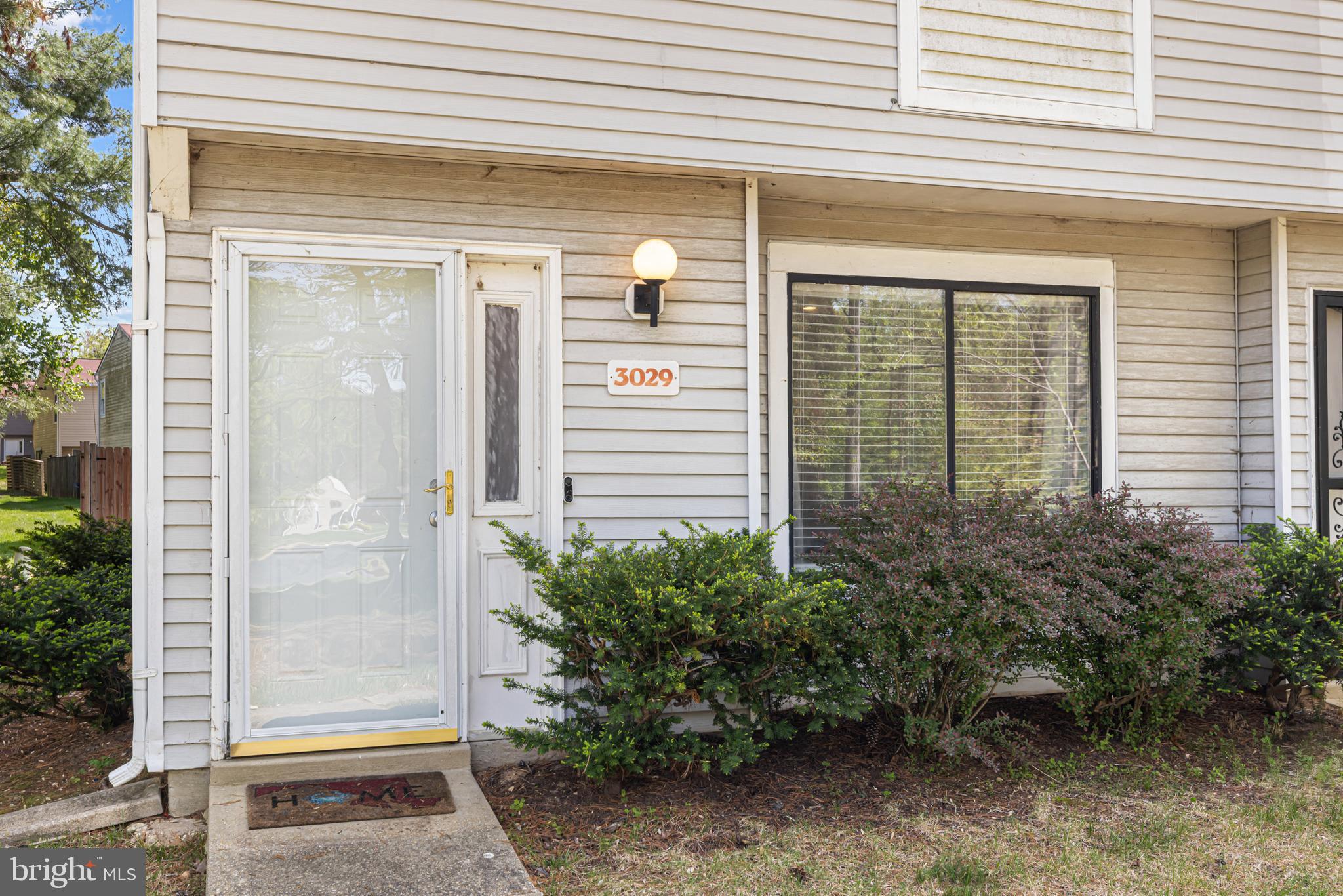 HUNTINGTON - Residential Lease