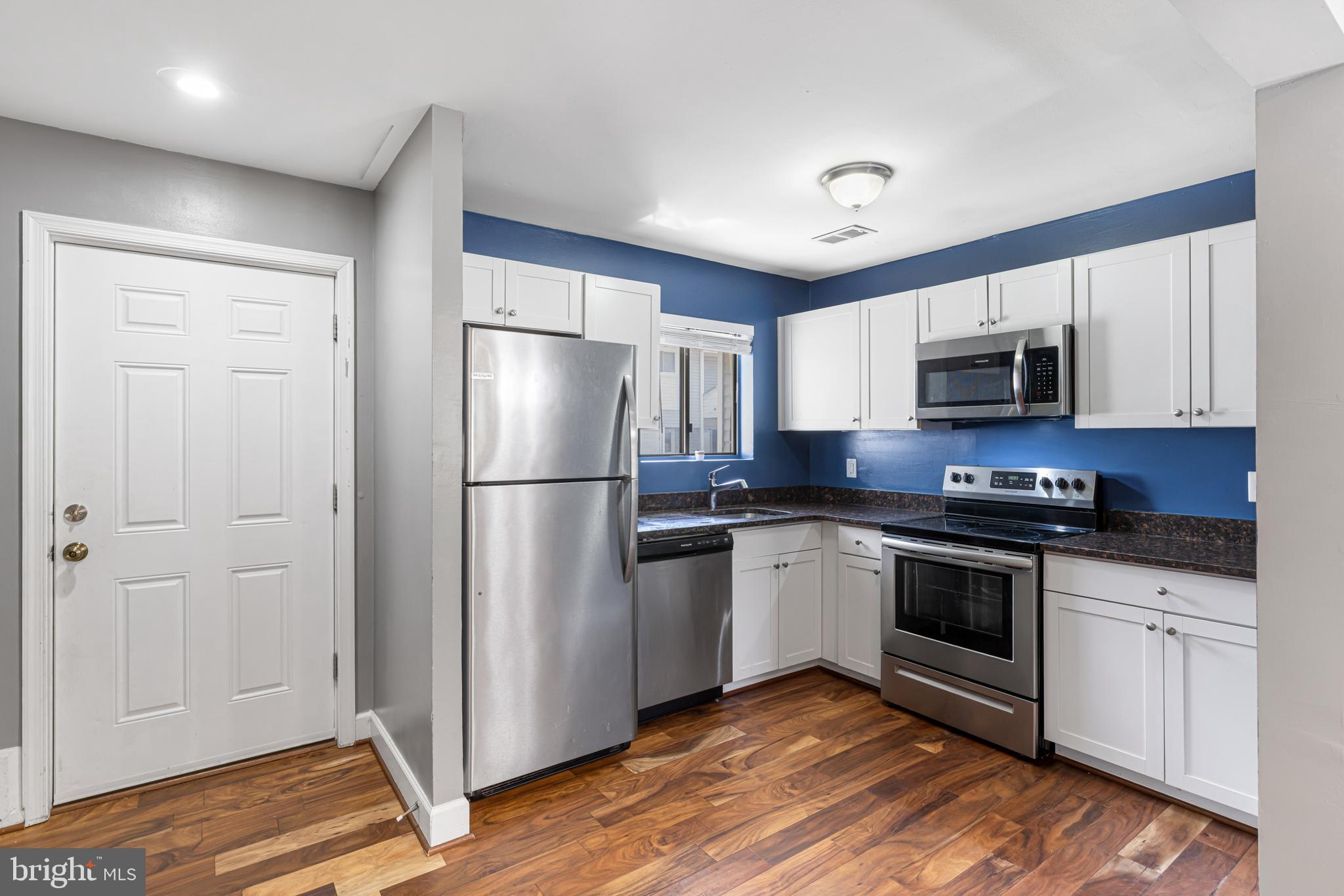 HUNTINGTON - Residential Lease