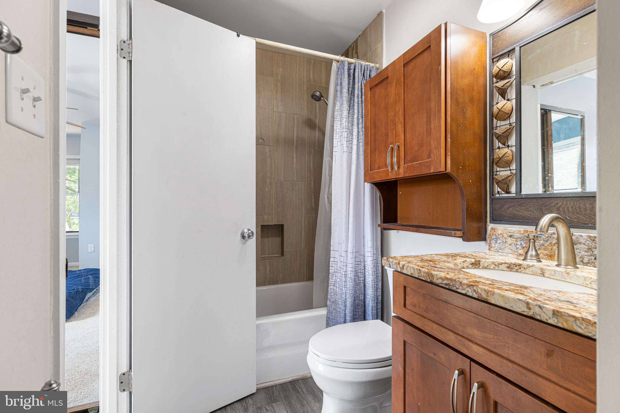 HUNTINGTON - Residential Lease