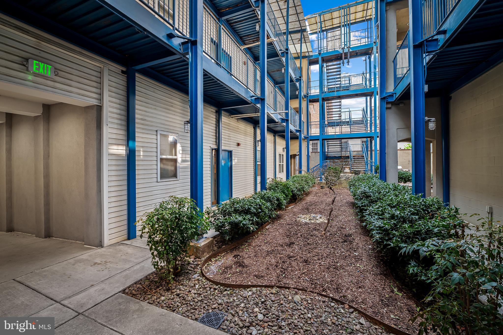 1726 ALICEANNA STREET 301-SB