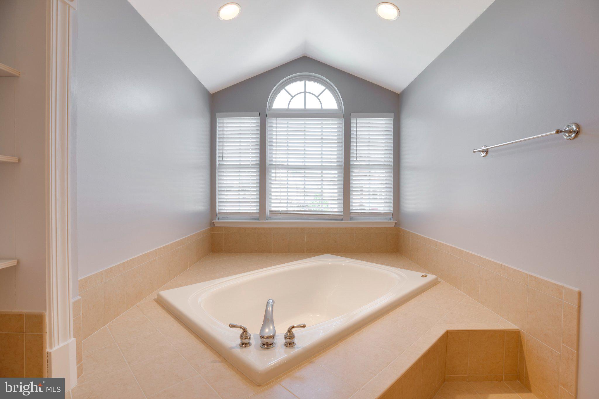 FAIRCREST SOUTH - Residential