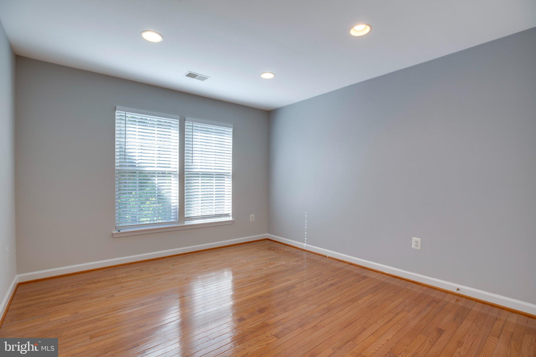 FAIRCREST SOUTH - Residential