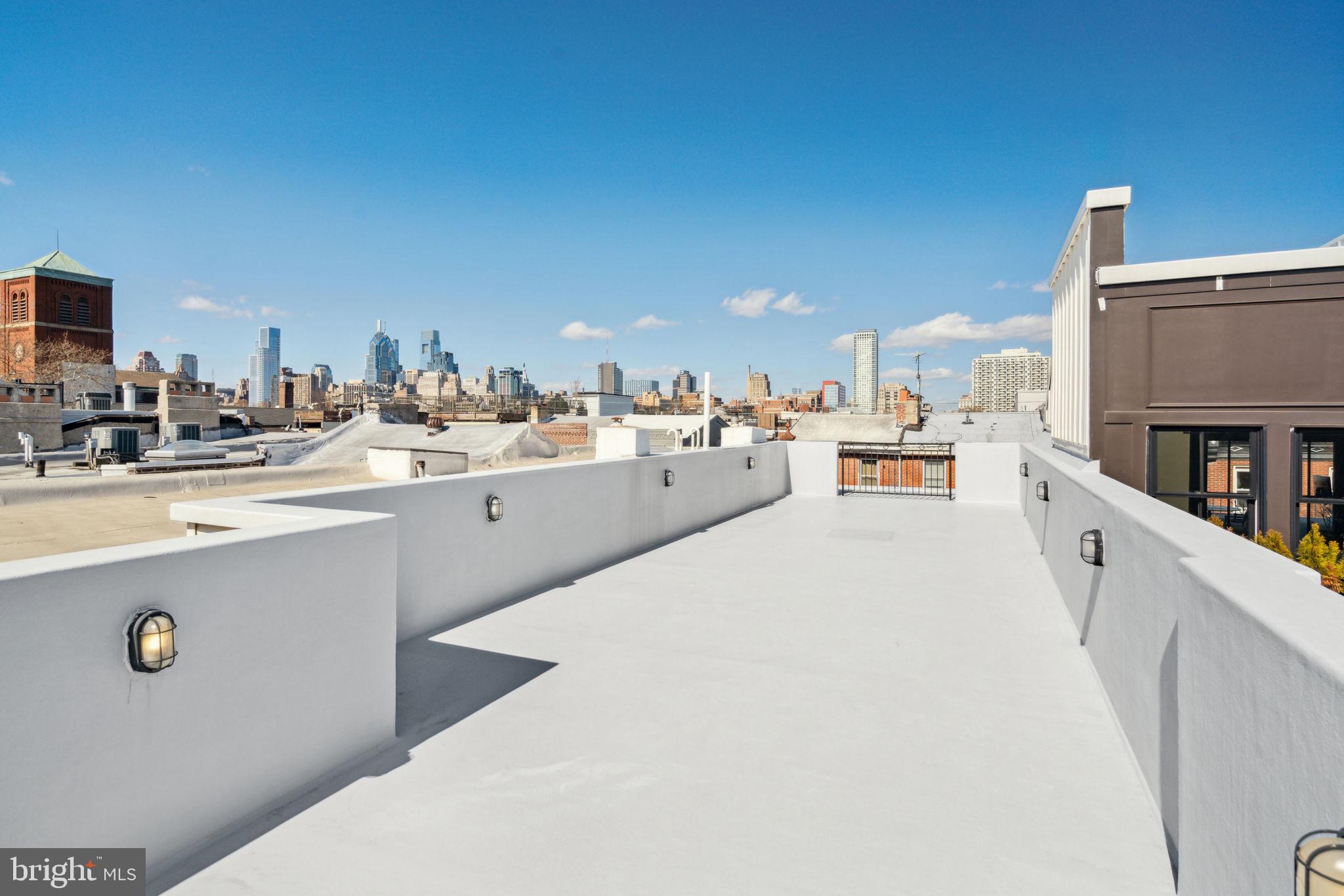 BELLA VISTA - Residential